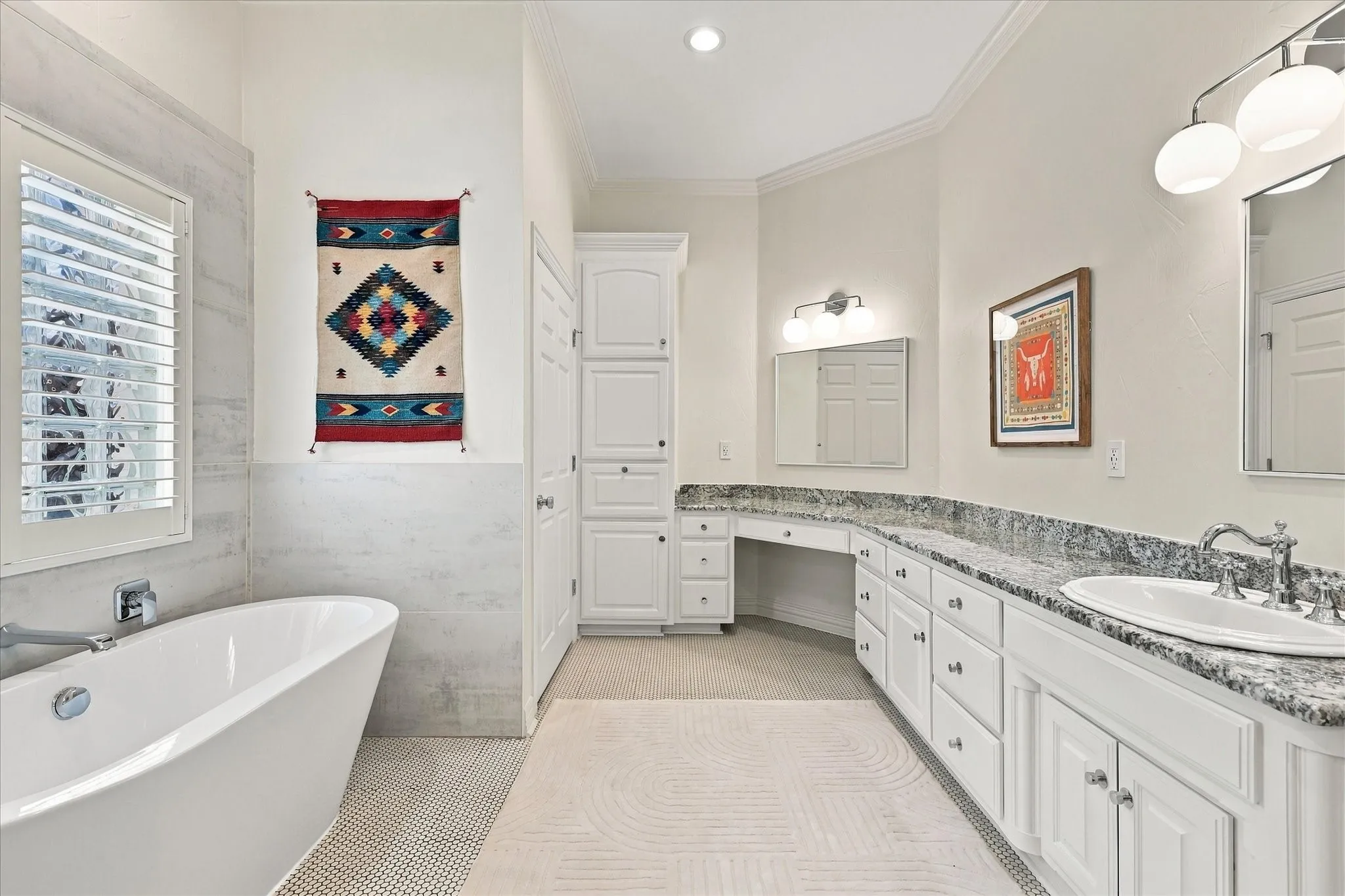 Single Family Residence For Sale in Tarrant County , 700 Glen Abbey Drive, Mansfield, Texas 76063, 4 Bedroom, 3 Bathroom, 2 Garage spaces, 3,168 Sqft, built in 2000, mls#21393269, Real Estate Agent in Mansfield, Homes For Sale in Tarrant county, Homes For Sale in Mansfield, Realtor in Mansfield Texas, Real Estate Brokerage Independent Realty Texas, Luminita Cordes Realtor