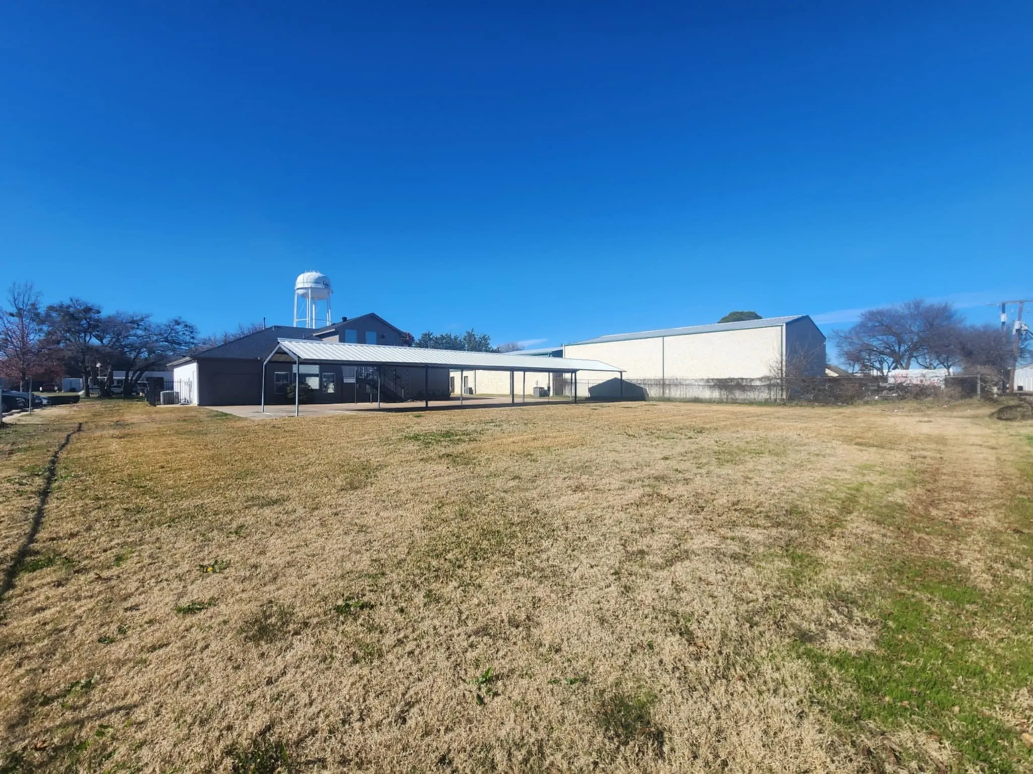 Office For Sale in Tarrant County , 2315 Michigan Court, Dalworthington Gardens, Texas 76016, 0, 0, Garage spaces, 0 Sqft, built in 1997, mls#21393949, Real Estate Agent in Dalworthington Gardens, Homes For Sale in Tarrant county, Homes For Sale in Dalworthington Gardens, Realtor in Dalworthington Gardens Texas, Real Estate Brokerage Independent Realty Texas, Luminita Cordes Realtor