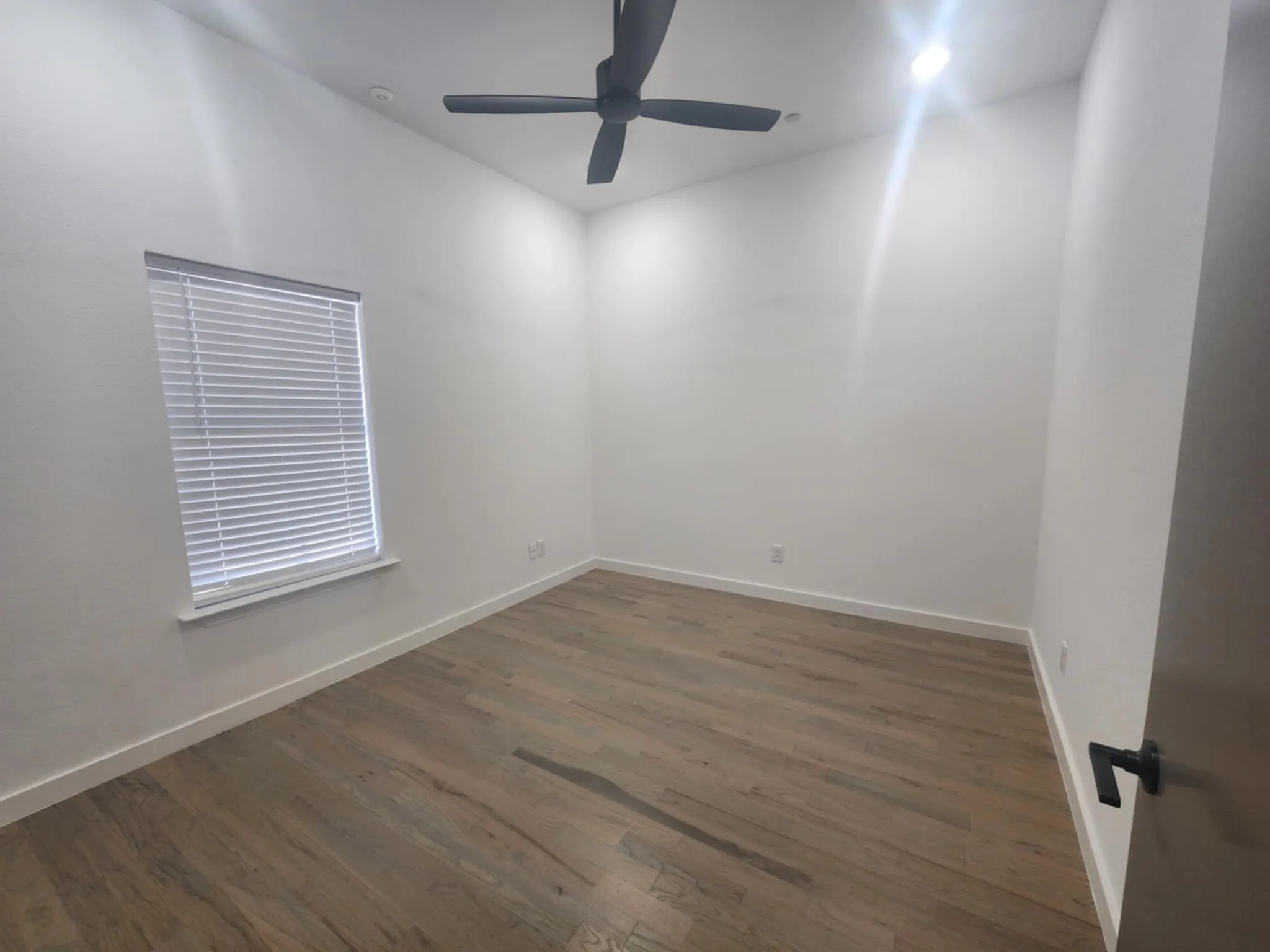 Office For Sale in Tarrant County , 2315 Michigan Court, Dalworthington Gardens, Texas 76016, 0, 0, Garage spaces, 0 Sqft, built in 1997, mls#21393949, Real Estate Agent in Dalworthington Gardens, Homes For Sale in Tarrant county, Homes For Sale in Dalworthington Gardens, Realtor in Dalworthington Gardens Texas, Real Estate Brokerage Independent Realty Texas, Luminita Cordes Realtor