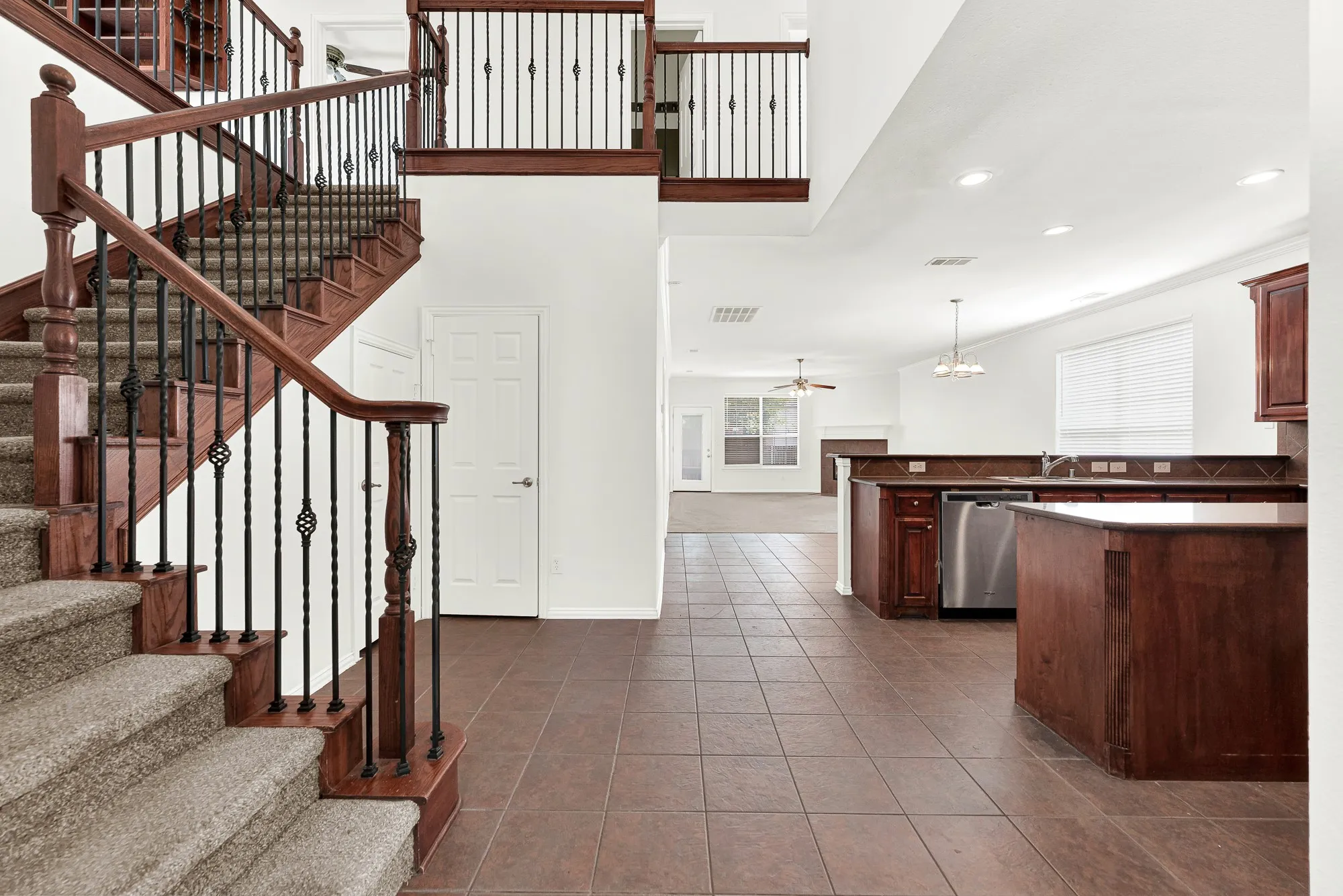 Single Family Residence For Rent in Denton County , 13270 Roadster Drive, Frisco, Texas 75033, 4 Bedroom, 3 Bathroom, 2 Garage spaces, 3,230 Sqft, built in 2004, mls#21311695, Real Estate Agent in Frisco, Homes For Rent in Denton county, Homes For Rent in Frisco, Realtor in Frisco Texas, Real Estate Brokerage Independent Realty Texas, Luminita Cordes Realtor