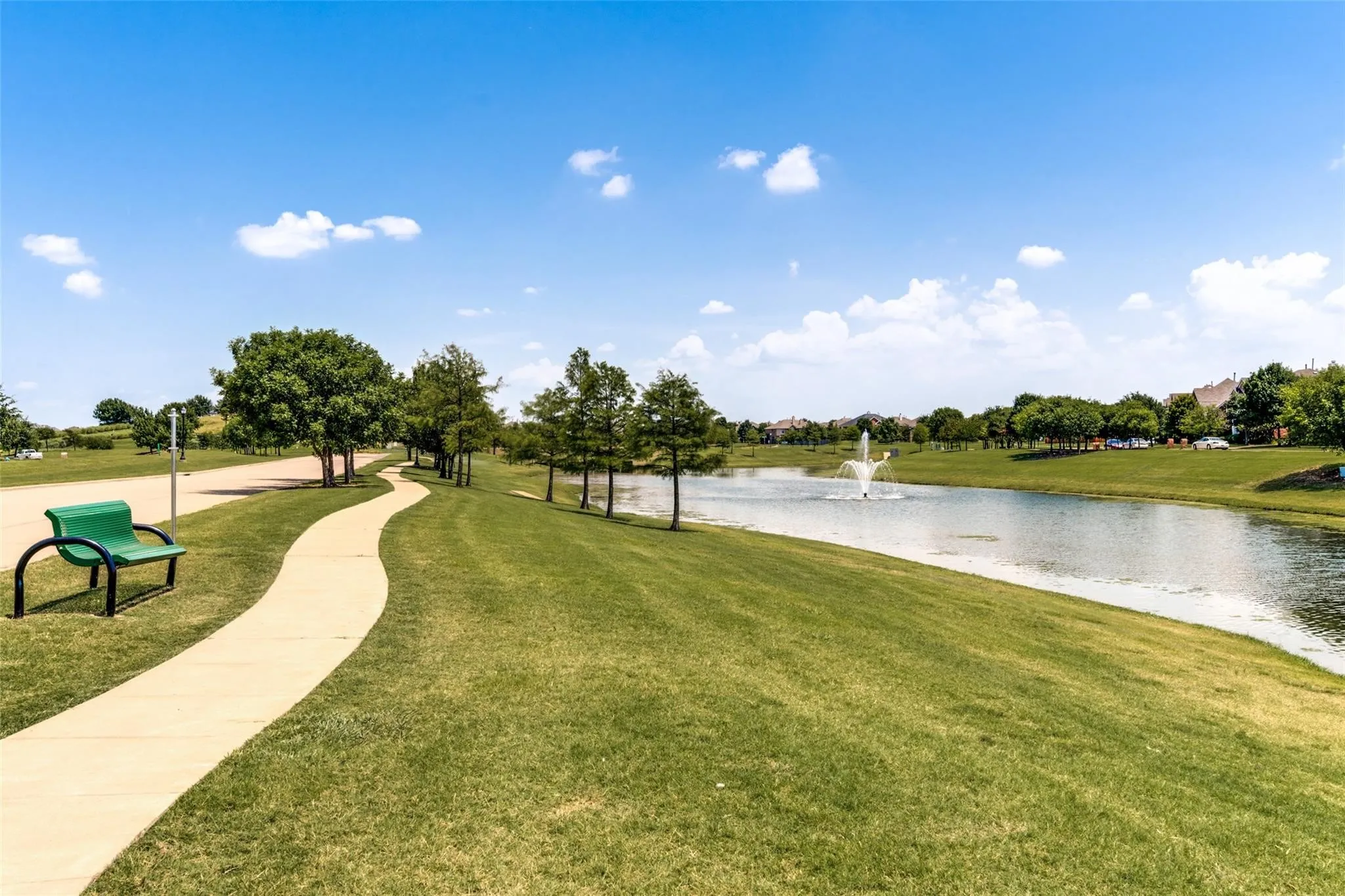 Single Family Residence For Rent in Denton County , 13270 Roadster Drive, Frisco, Texas 75033, 4 Bedroom, 3 Bathroom, 2 Garage spaces, 3,230 Sqft, built in 2004, mls#21311695, Real Estate Agent in Frisco, Homes For Rent in Denton county, Homes For Rent in Frisco, Realtor in Frisco Texas, Real Estate Brokerage Independent Realty Texas, Luminita Cordes Realtor