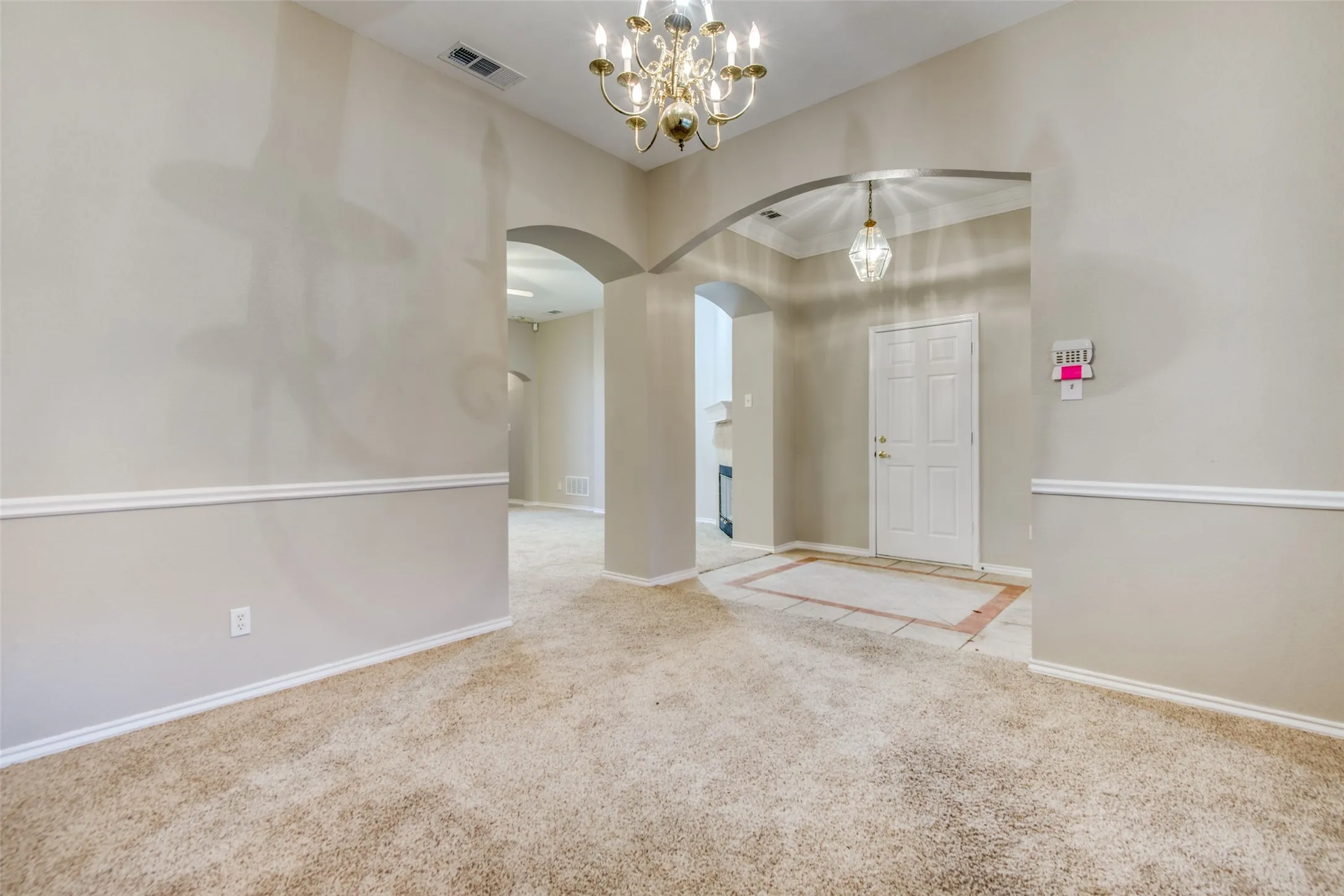 Single Family Residence For Rent in Denton County , 1913 Piney Creek Boulevard, Denton, Texas 76205, 3 Bedroom, 2 Bathroom, 2 Garage spaces, 1,457 Sqft, built in 1998, mls#21394012, Real Estate Agent in Denton, Homes For Rent in Denton county, Homes For Rent in Denton, Realtor in Denton Texas, Real Estate Brokerage Independent Realty Texas, Luminita Cordes Realtor