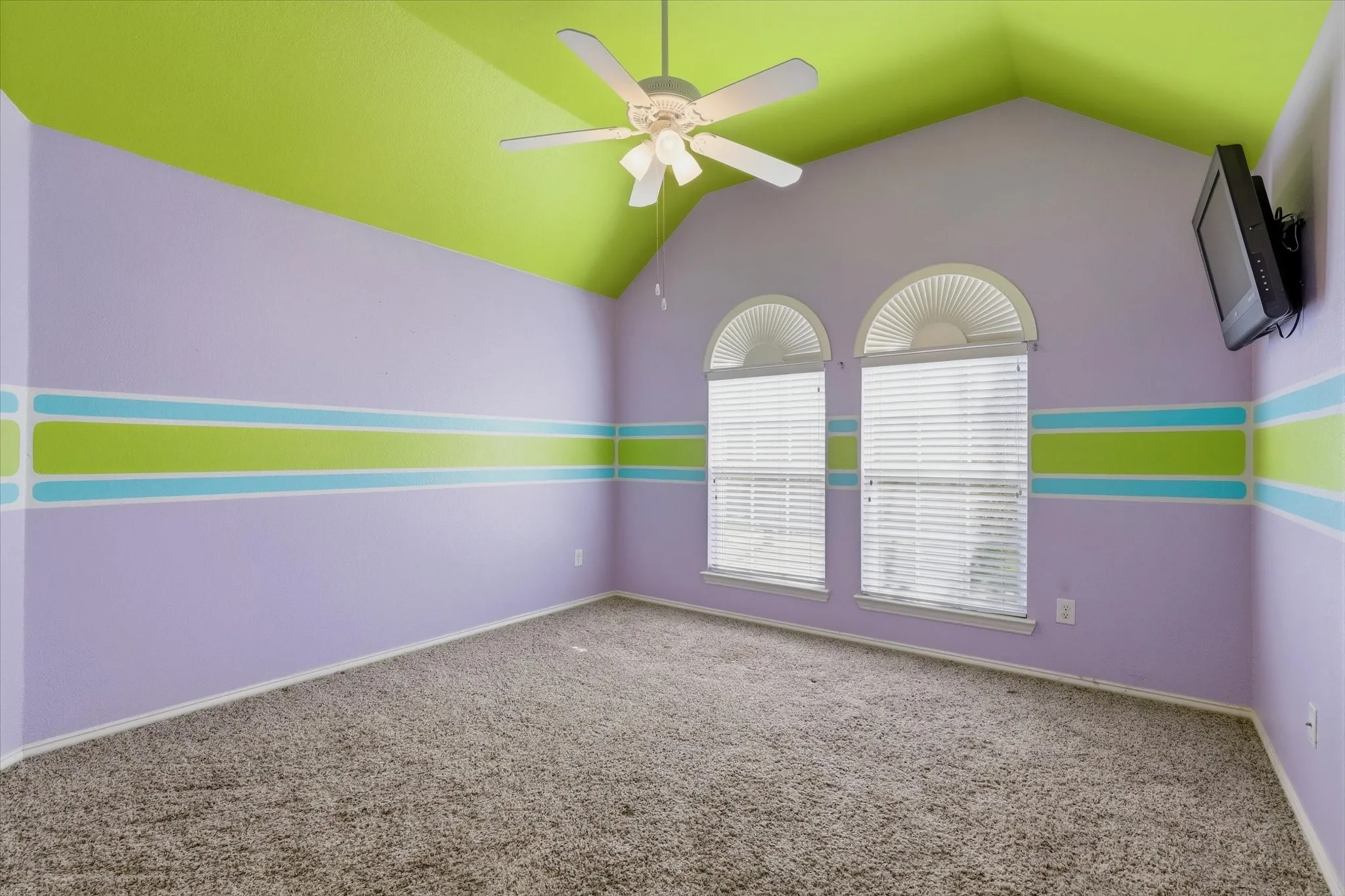 Single Family Residence For Sale in Denton County , 1574 Pleasant Valley Lane, Frisco, Texas 75036, 4 Bedroom, 3 Bathroom, 2 Garage spaces, 2,621 Sqft, built in 2004, mls#21392820, Real Estate Agent in Frisco, Homes For Sale in Denton county, Homes For Sale in Frisco, Realtor in Frisco Texas, Real Estate Brokerage Independent Realty Texas, Luminita Cordes Realtor