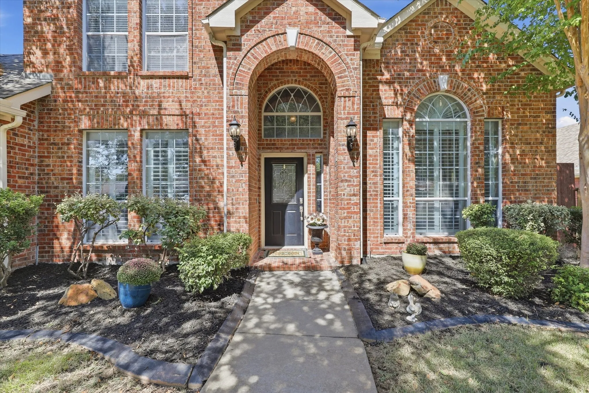 Single Family Residence For Sale in Denton County , 1574 Pleasant Valley Lane, Frisco, Texas 75036, 4 Bedroom, 3 Bathroom, 2 Garage spaces, 2,621 Sqft, built in 2004, mls#21392820, Real Estate Agent in Frisco, Homes For Sale in Denton county, Homes For Sale in Frisco, Realtor in Frisco Texas, Real Estate Brokerage Independent Realty Texas, Luminita Cordes Realtor