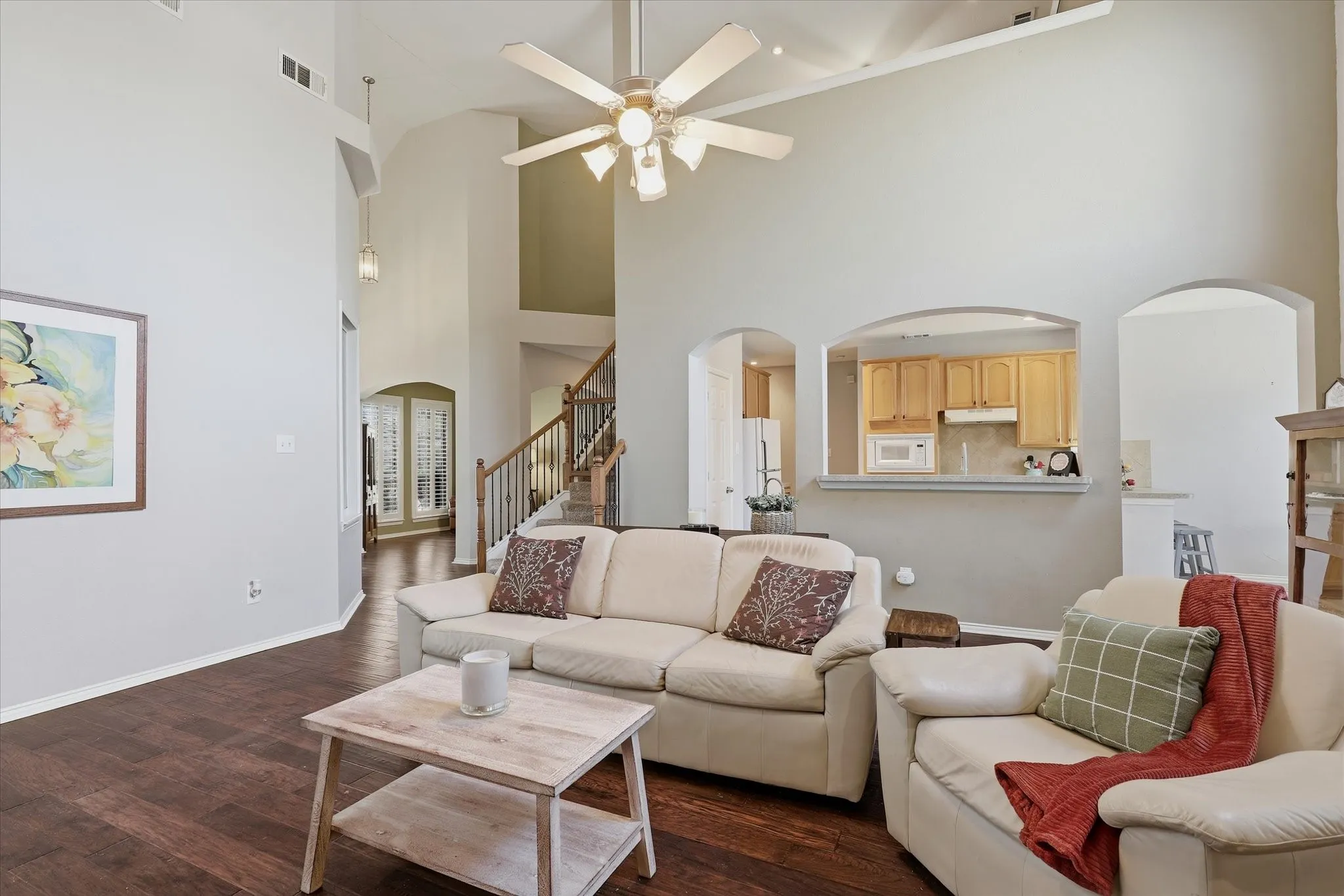 Single Family Residence For Sale in Denton County , 1574 Pleasant Valley Lane, Frisco, Texas 75036, 4 Bedroom, 3 Bathroom, 2 Garage spaces, 2,621 Sqft, built in 2004, mls#21392820, Real Estate Agent in Frisco, Homes For Sale in Denton county, Homes For Sale in Frisco, Realtor in Frisco Texas, Real Estate Brokerage Independent Realty Texas, Luminita Cordes Realtor