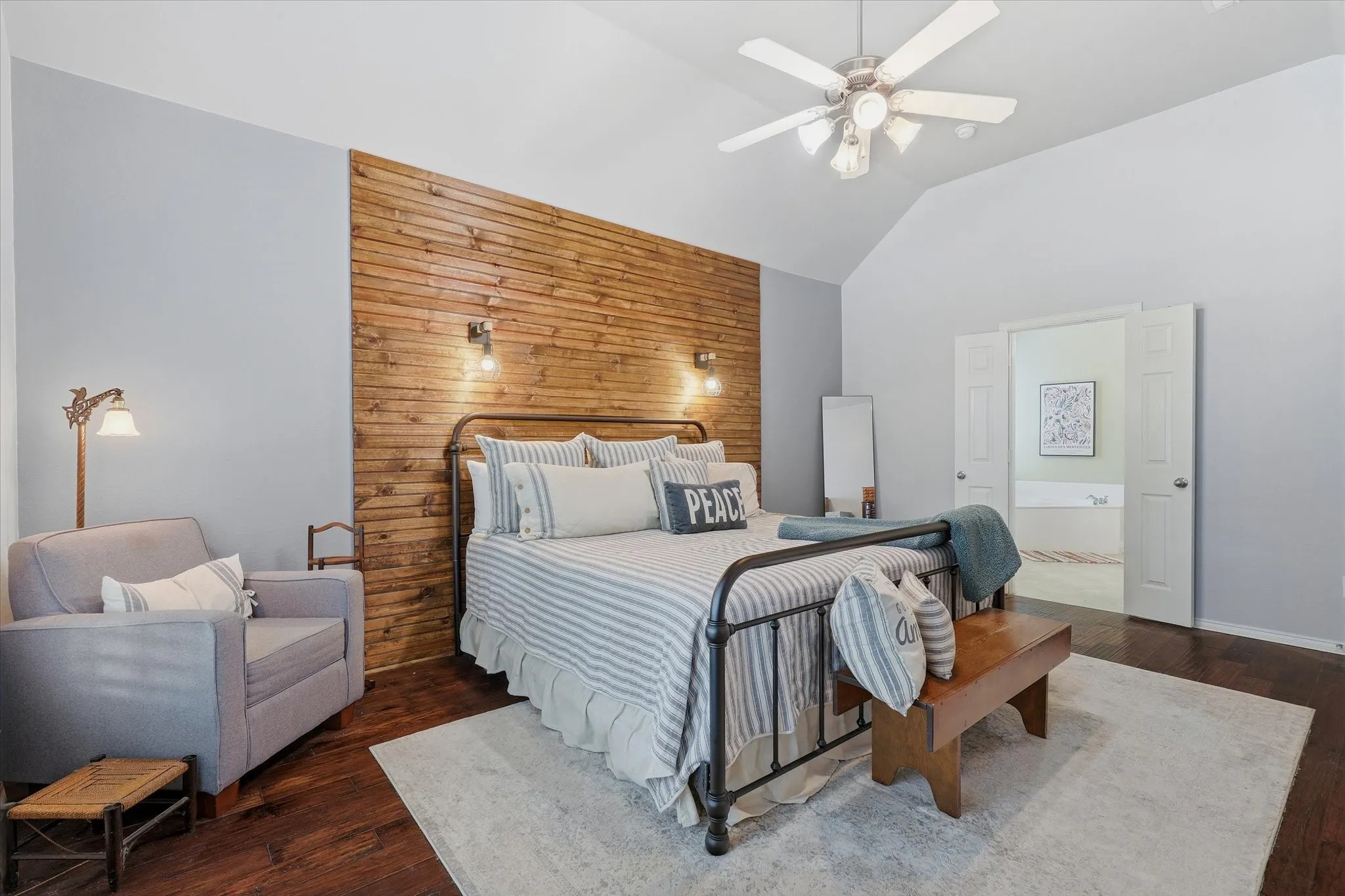 Single Family Residence For Sale in Denton County , 1574 Pleasant Valley Lane, Frisco, Texas 75036, 4 Bedroom, 3 Bathroom, 2 Garage spaces, 2,621 Sqft, built in 2004, mls#21392820, Real Estate Agent in Frisco, Homes For Sale in Denton county, Homes For Sale in Frisco, Realtor in Frisco Texas, Real Estate Brokerage Independent Realty Texas, Luminita Cordes Realtor