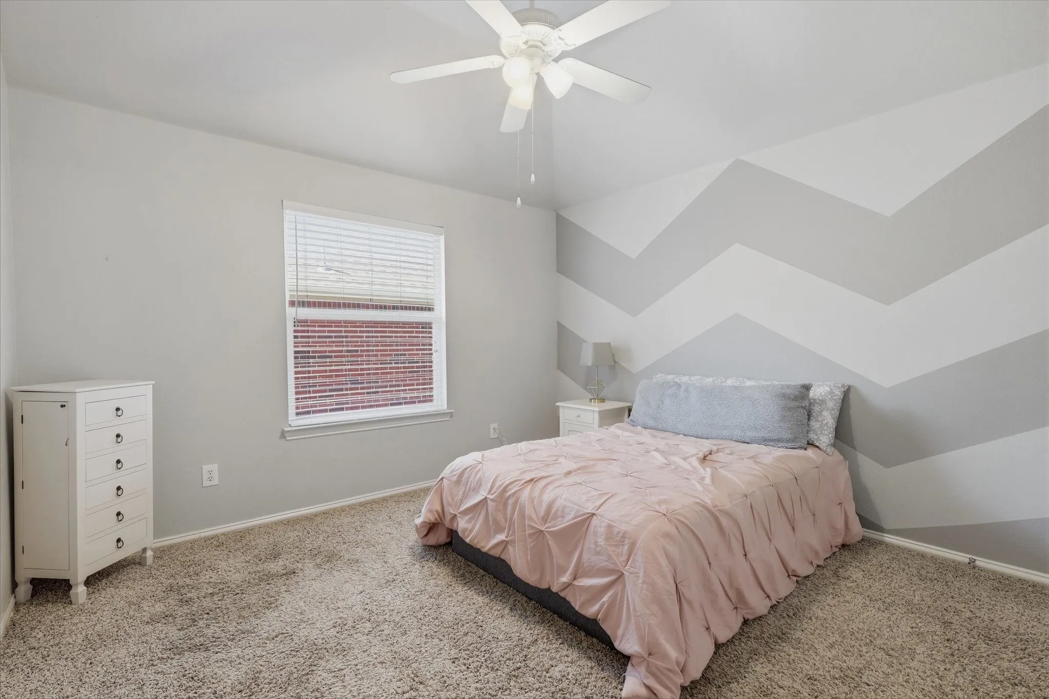 Single Family Residence For Sale in Denton County , 1574 Pleasant Valley Lane, Frisco, Texas 75036, 4 Bedroom, 3 Bathroom, 2 Garage spaces, 2,621 Sqft, built in 2004, mls#21392820, Real Estate Agent in Frisco, Homes For Sale in Denton county, Homes For Sale in Frisco, Realtor in Frisco Texas, Real Estate Brokerage Independent Realty Texas, Luminita Cordes Realtor