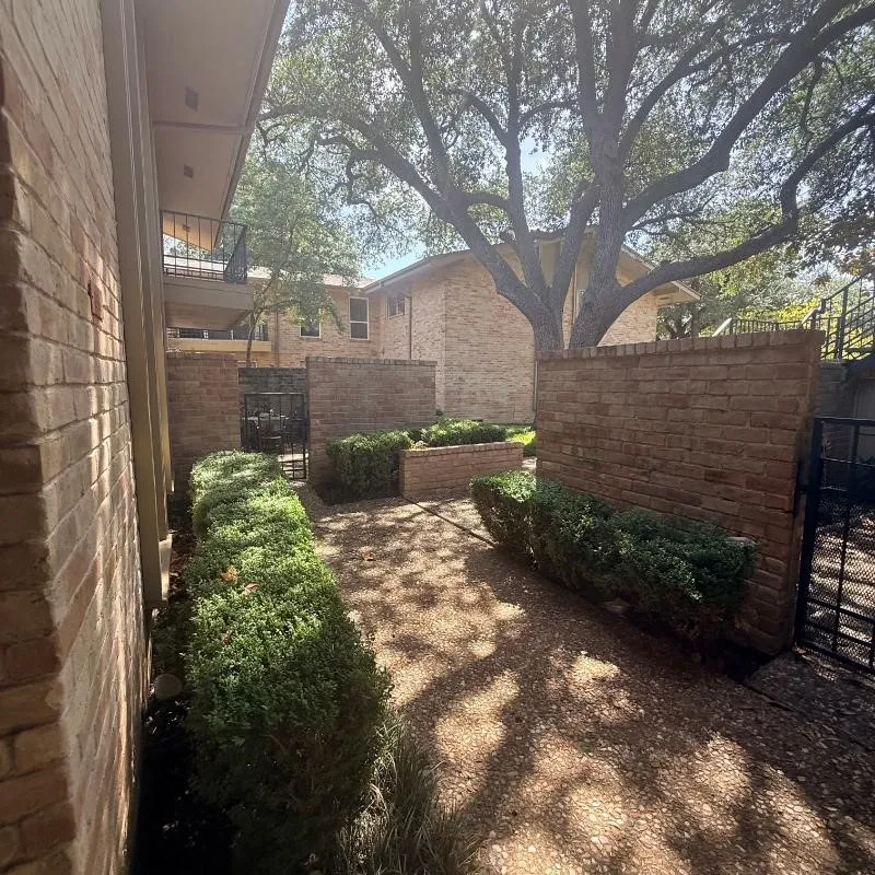 Condominium For Sale in Dallas County , 11316 Park Central Place D, Dallas, Texas 75230, 3 Bedroom, 3 Bathroom, Garage spaces, 1,297 Sqft, built in 1961, mls#21393484, Real Estate Agent in Dallas, Homes For Sale in Dallas county, Homes For Sale in Dallas, Realtor in Dallas Texas, Real Estate Brokerage Independent Realty Texas, Luminita Cordes Realtor