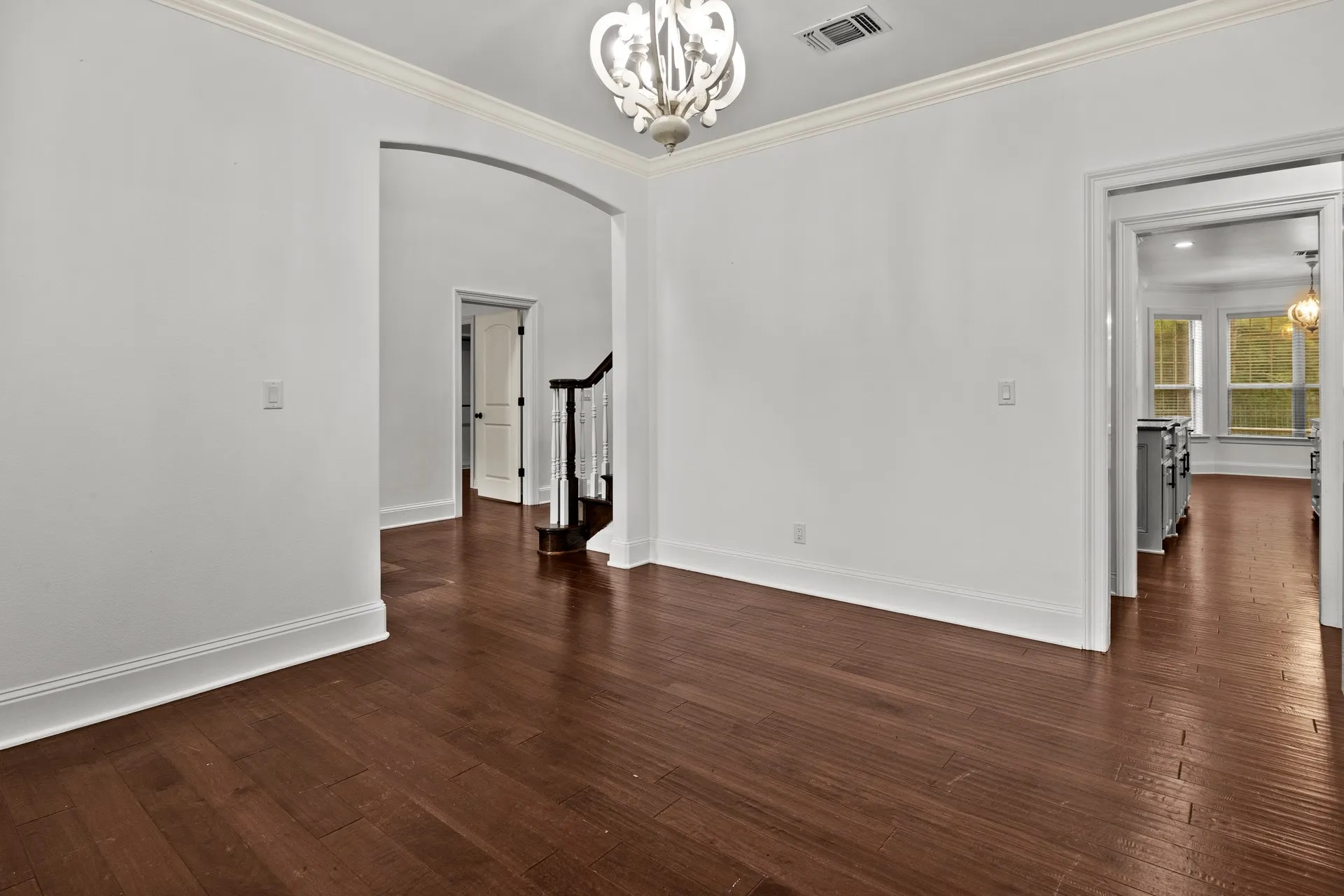 Single Family Residence For Sale in Titus County , 132 Private Road 4206, Mt Pleasant, Texas 75455, 4 Bedroom, 3 Bathroom, 2 Garage spaces, 3,051 Sqft, built in 2006, mls#21393979, Real Estate Agent in Mt Pleasant, Homes For Sale in Titus county, Homes For Sale in Mt Pleasant, Realtor in Mt Pleasant Texas, Real Estate Brokerage Independent Realty Texas, Luminita Cordes Realtor