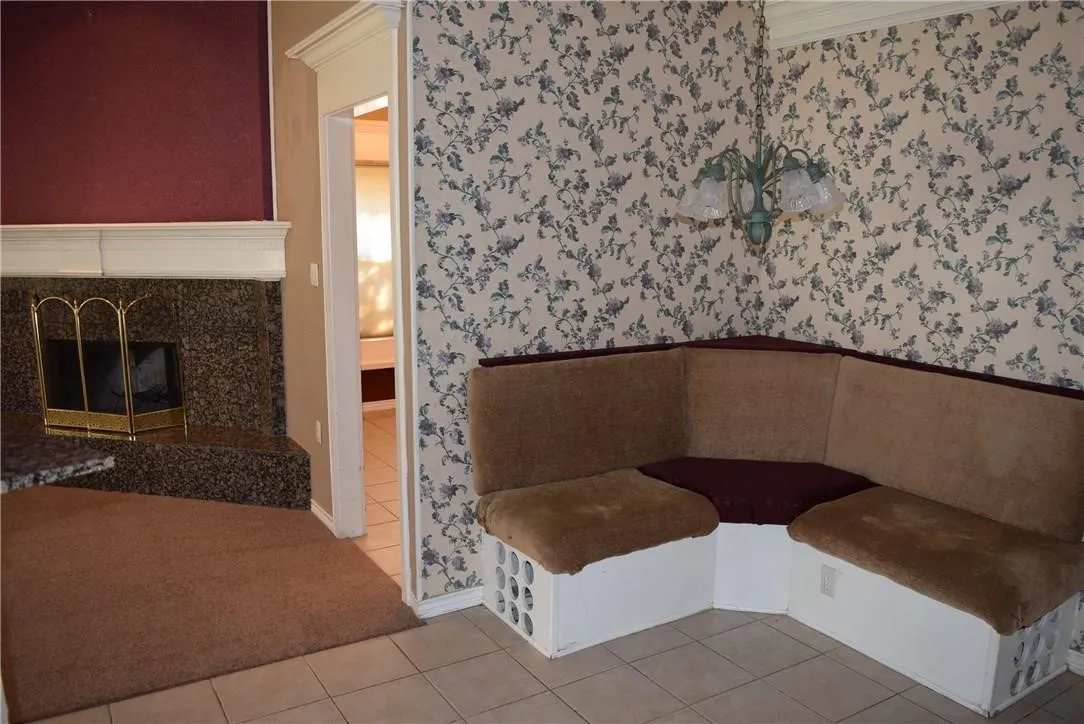 Single Family Residence For Rent in Kaufman County , 512 Rosewood Lane, Forney, Texas 75126, 4 Bedroom, 2 Bathroom, 2 Garage spaces, 1,805 Sqft, built in 1985, mls#21394031, Real Estate Agent in Forney, Homes For Rent in Kaufman county, Homes For Rent in Forney, Realtor in Forney Texas, Real Estate Brokerage Independent Realty Texas, Luminita Cordes Realtor