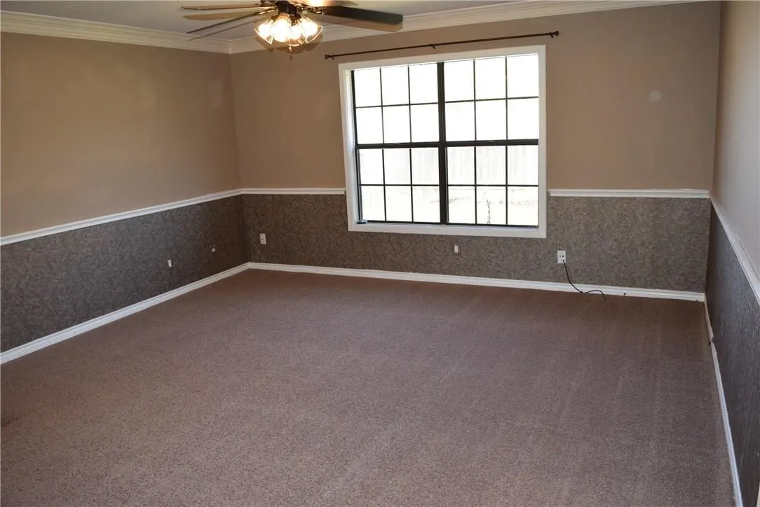 Single Family Residence For Rent in Kaufman County , 512 Rosewood Lane, Forney, Texas 75126, 4 Bedroom, 2 Bathroom, 2 Garage spaces, 1,805 Sqft, built in 1985, mls#21394031, Real Estate Agent in Forney, Homes For Rent in Kaufman county, Homes For Rent in Forney, Realtor in Forney Texas, Real Estate Brokerage Independent Realty Texas, Luminita Cordes Realtor