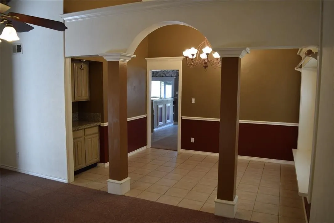 Single Family Residence For Rent in Kaufman County , 512 Rosewood Lane, Forney, Texas 75126, 4 Bedroom, 2 Bathroom, 2 Garage spaces, 1,805 Sqft, built in 1985, mls#21394031, Real Estate Agent in Forney, Homes For Rent in Kaufman county, Homes For Rent in Forney, Realtor in Forney Texas, Real Estate Brokerage Independent Realty Texas, Luminita Cordes Realtor