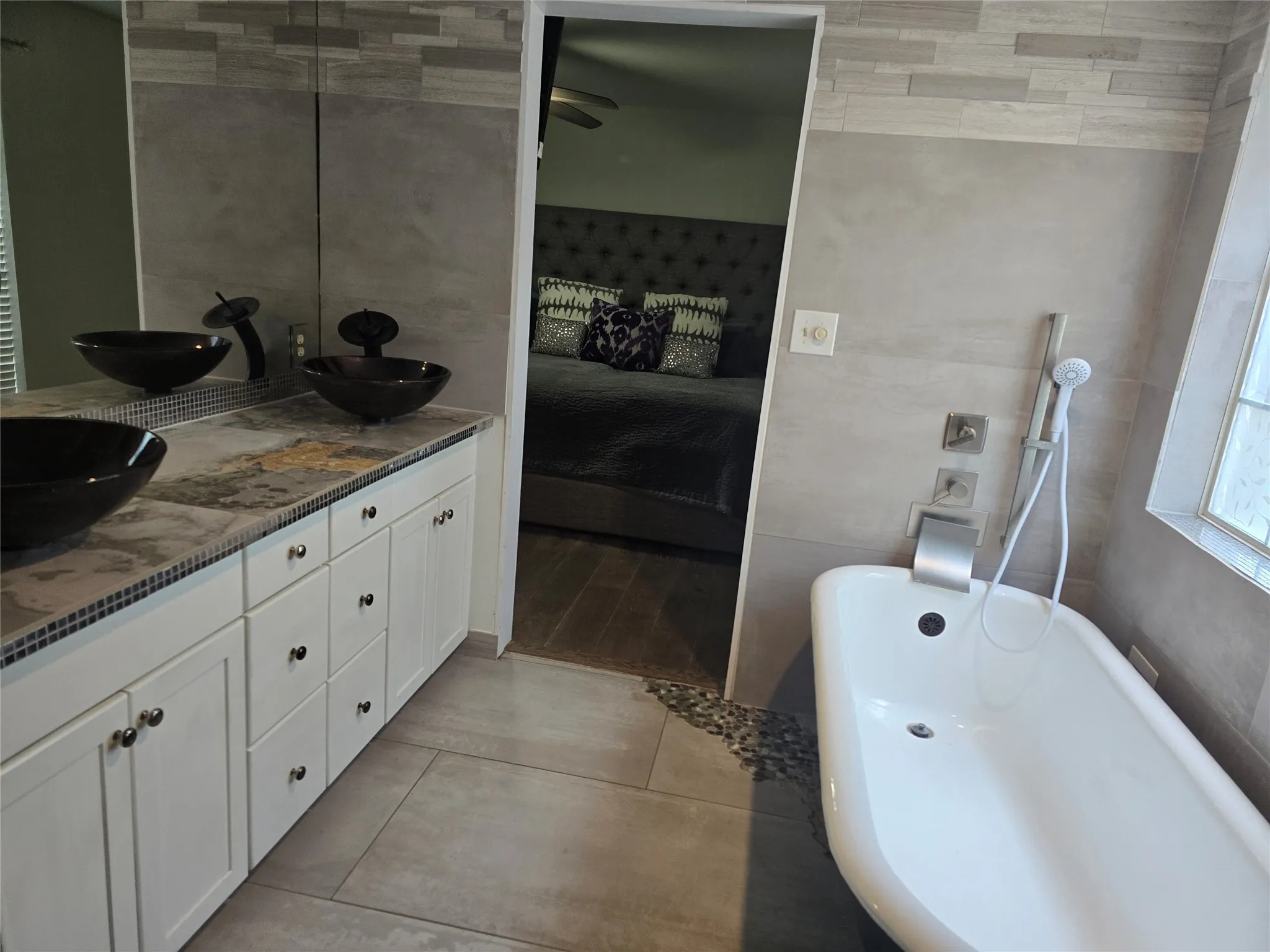 Single Family Residence For Rent in Parker County , 437 Sugar Tree Drive, Lipan, Texas 76462, 4 Bedroom, 3 Bathroom, 2 Garage spaces, 3,851 Sqft, built in 1999, mls#21394035, Real Estate Agent in Lipan, Homes For Rent in Parker county, Homes For Rent in Lipan, Realtor in Lipan Texas, Real Estate Brokerage Independent Realty Texas, Luminita Cordes Realtor