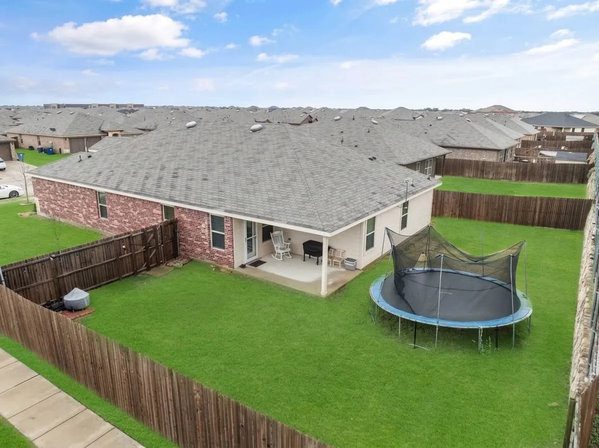 Single Family Residence For Rent in Collin County , 511 Saw Mill Road, Royse City, Texas 75189, 4 Bedroom, 3 Bathroom, 2 Garage spaces, 2,070 Sqft, built in 2019, mls#21386227, Real Estate Agent in Royse City, Homes For Rent in Collin county, Homes For Rent in Royse City, Realtor in Royse City Texas, Real Estate Brokerage Independent Realty Texas, Luminita Cordes Realtor