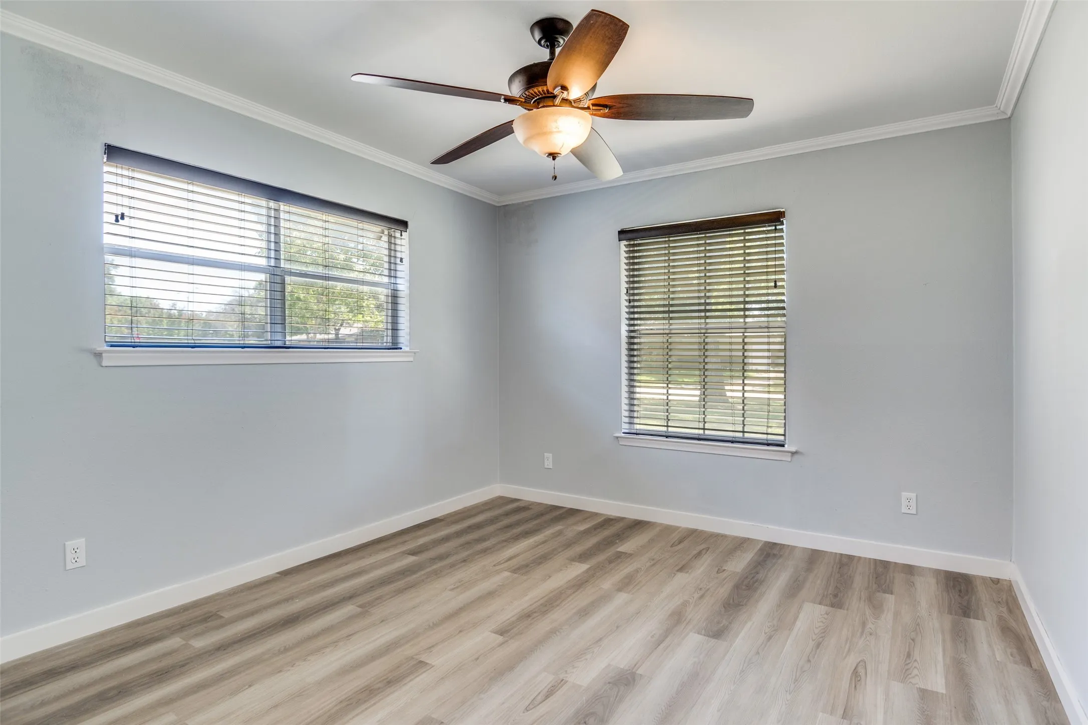 Single Family Residence For Rent in Dallas County , 3647 Whitehall Drive, Dallas, Texas 75229, 3 Bedroom, 2 Bathroom, 2 Garage spaces, 1,890 Sqft, built in 1958, mls#21389865, Real Estate Agent in Dallas, Homes For Rent in Dallas county, Homes For Rent in Dallas, Realtor in Dallas Texas, Real Estate Brokerage Independent Realty Texas, Luminita Cordes Realtor