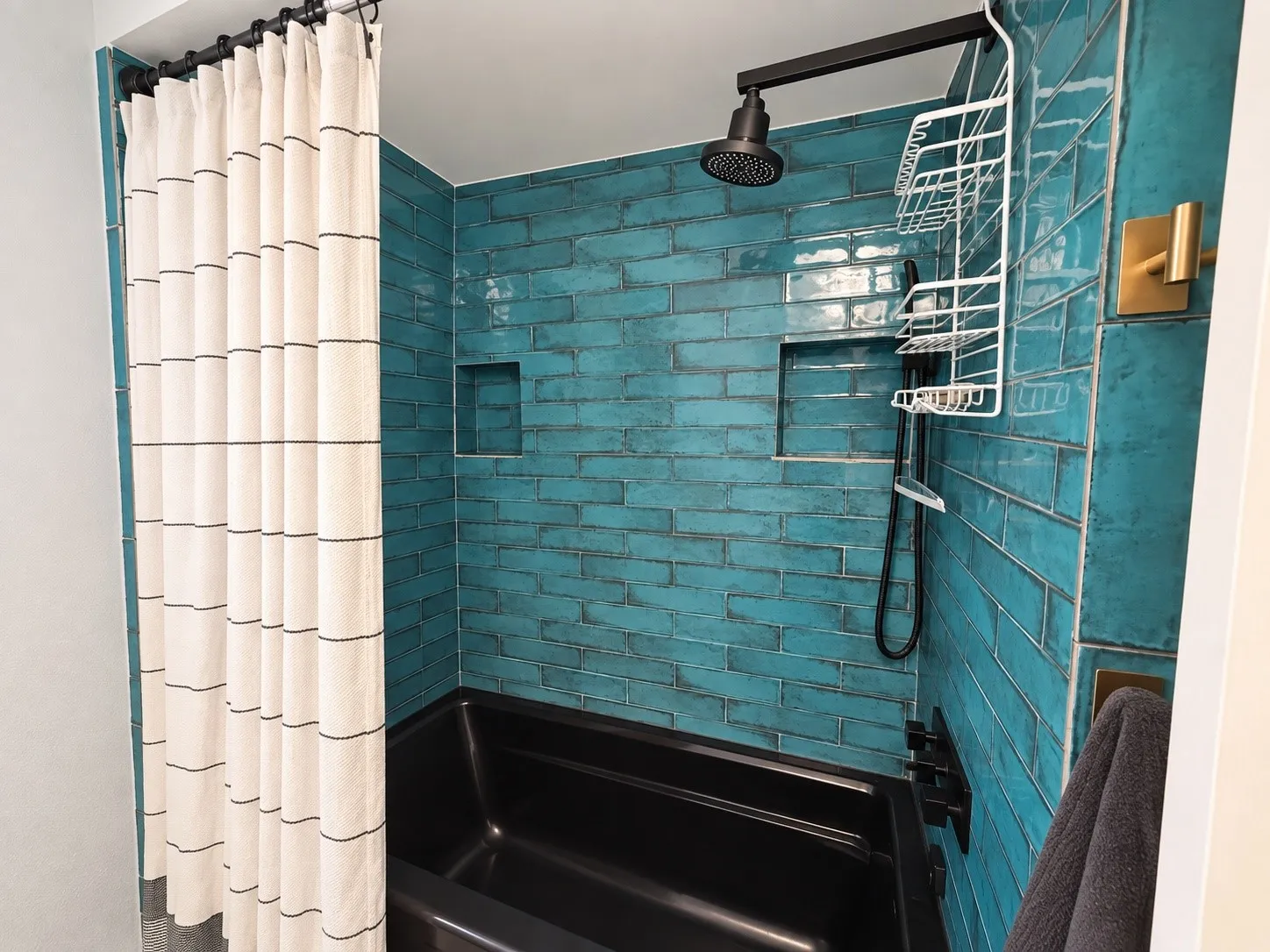 Single Family Residence For Rent in Dallas County , 3647 Whitehall Drive, Dallas, Texas 75229, 3 Bedroom, 2 Bathroom, 2 Garage spaces, 1,890 Sqft, built in 1958, mls#21389865, Real Estate Agent in Dallas, Homes For Rent in Dallas county, Homes For Rent in Dallas, Realtor in Dallas Texas, Real Estate Brokerage Independent Realty Texas, Luminita Cordes Realtor
