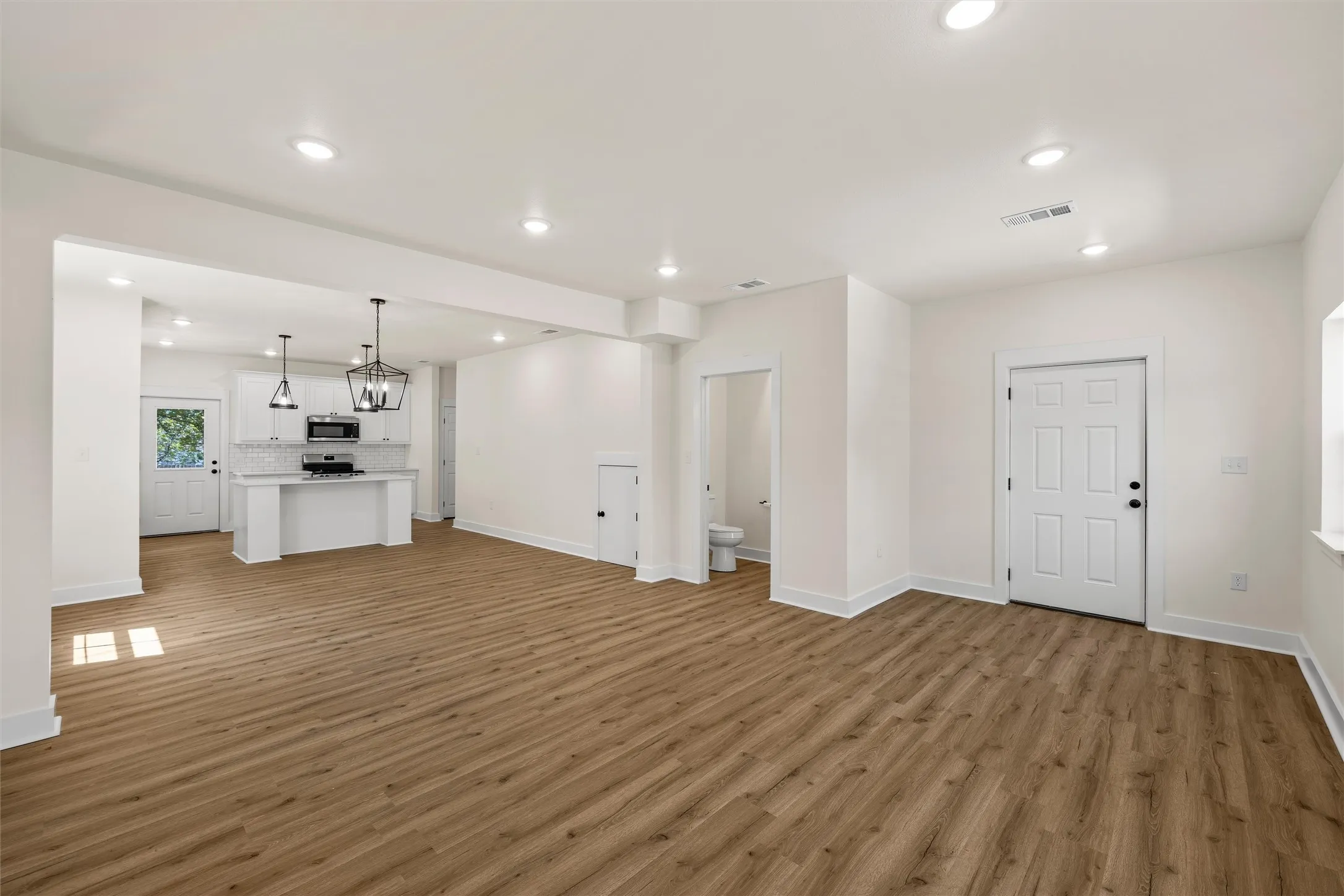 Single Family Residence For Sale in Mc Lennan County , 1616 N 17th Street, Waco, Texas 76707, 3 Bedroom, 3 Bathroom, Garage spaces, 1,791 Sqft, built in 2026, mls#21393707, Real Estate Agent in Waco, Homes For Sale in Mc Lennan county, Homes For Sale in Waco, Realtor in Waco Texas, Real Estate Brokerage Independent Realty Texas, Luminita Cordes Realtor