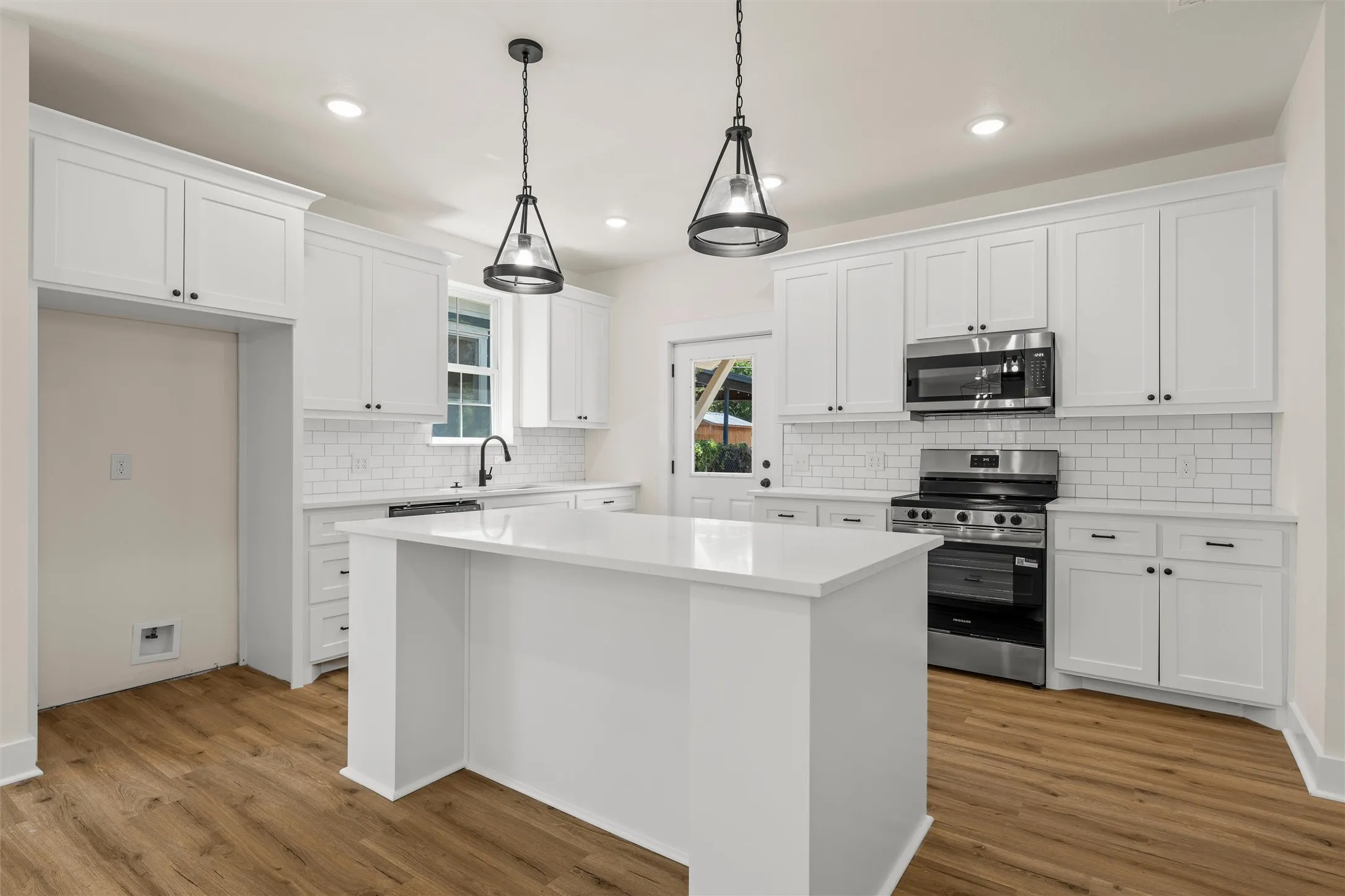 Single Family Residence For Sale in Mc Lennan County , 1616 N 17th Street, Waco, Texas 76707, 3 Bedroom, 3 Bathroom, Garage spaces, 1,791 Sqft, built in 2026, mls#21393707, Real Estate Agent in Waco, Homes For Sale in Mc Lennan county, Homes For Sale in Waco, Realtor in Waco Texas, Real Estate Brokerage Independent Realty Texas, Luminita Cordes Realtor