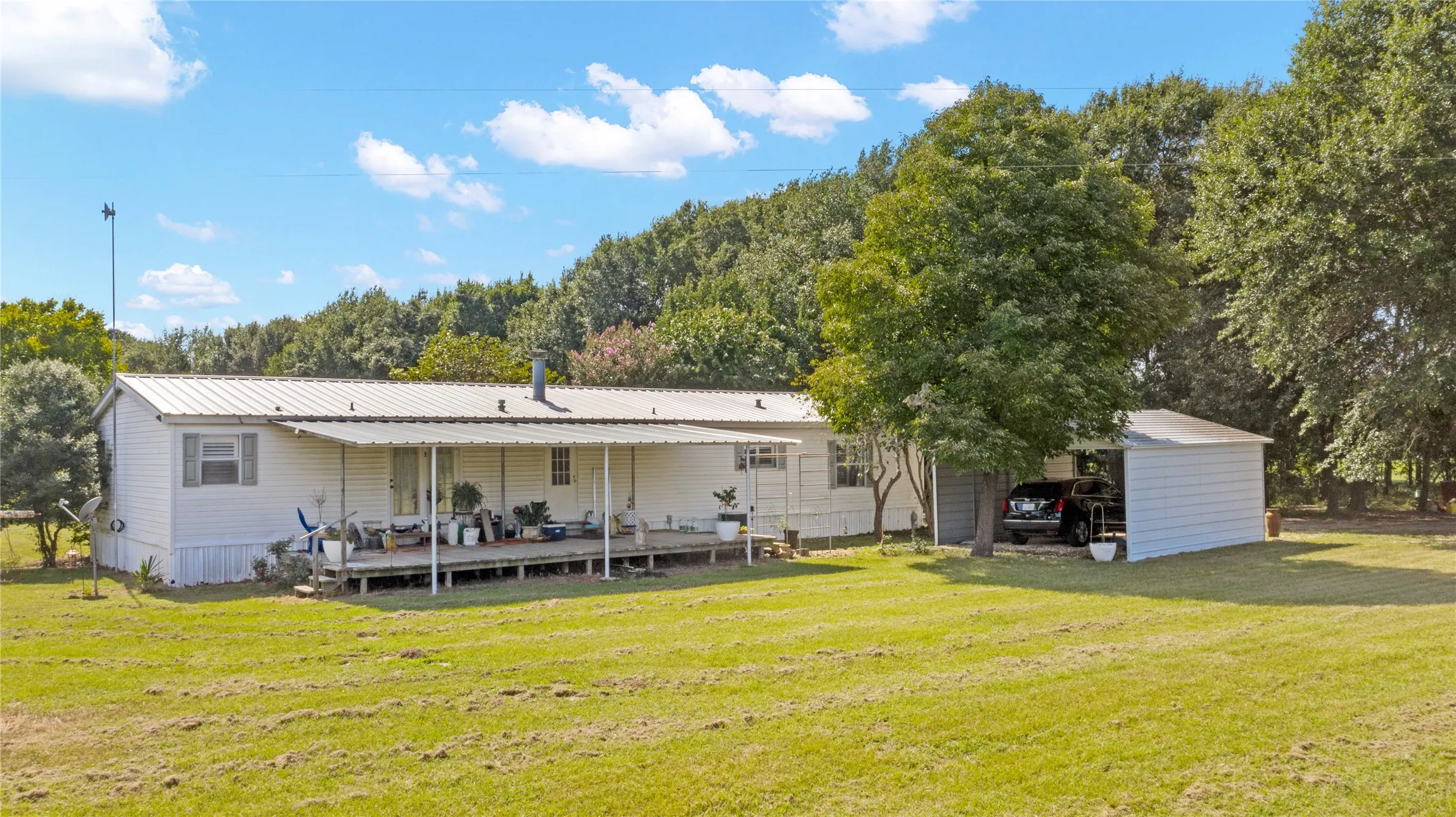 Farm For Rent in Navarro County , 1714 FM 667, Purdon, Texas 76679, 3 Bedroom, 3 Bathroom, Garage spaces, 1,960 Sqft, built in 1998, mls#21394050, Real Estate Agent in Purdon, Homes For Rent in Navarro county, Homes For Rent in Purdon, Realtor in Purdon Texas, Real Estate Brokerage Independent Realty Texas, Luminita Cordes Realtor