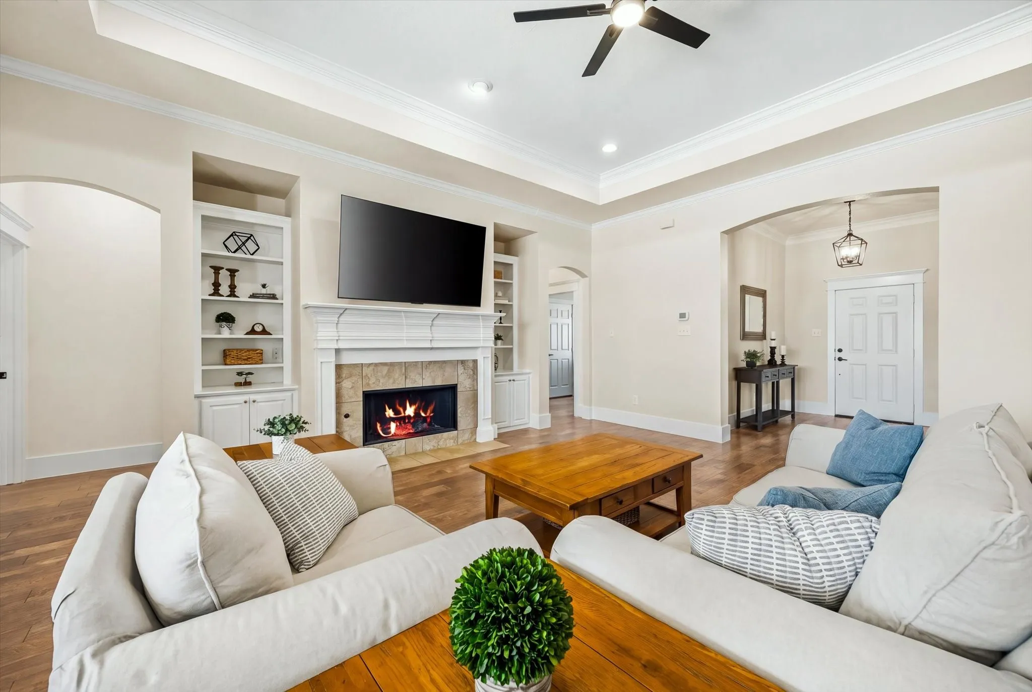 Single Family Residence For Sale in Rockwall County , 287 Pheasant Hill Drive, Mclendon Chisholm, Texas 75032, 4 Bedroom, 4 Bathroom, 2 Garage spaces, 3,091 Sqft, built in 2011, mls#21393914, Real Estate Agent in Mclendon Chisholm, Homes For Sale in Rockwall county, Homes For Sale in Mclendon Chisholm, Realtor in Mclendon Chisholm Texas, Real Estate Brokerage Independent Realty Texas, Luminita Cordes Realtor