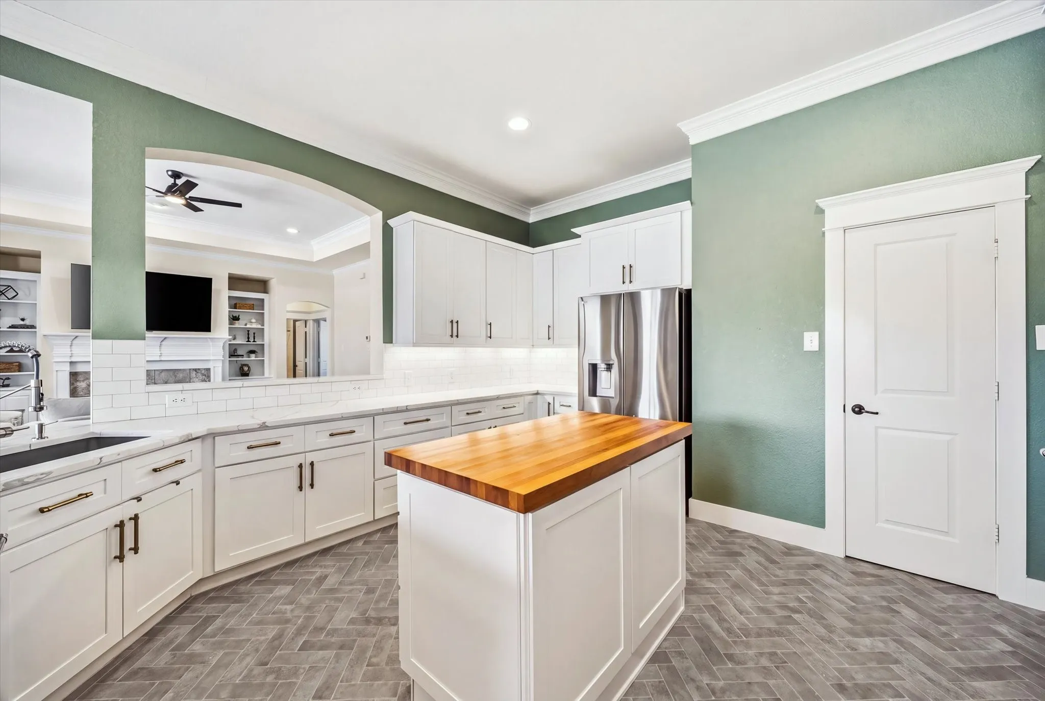 Single Family Residence For Sale in Rockwall County , 287 Pheasant Hill Drive, Mclendon Chisholm, Texas 75032, 4 Bedroom, 4 Bathroom, 2 Garage spaces, 3,091 Sqft, built in 2011, mls#21393914, Real Estate Agent in Mclendon Chisholm, Homes For Sale in Rockwall county, Homes For Sale in Mclendon Chisholm, Realtor in Mclendon Chisholm Texas, Real Estate Brokerage Independent Realty Texas, Luminita Cordes Realtor