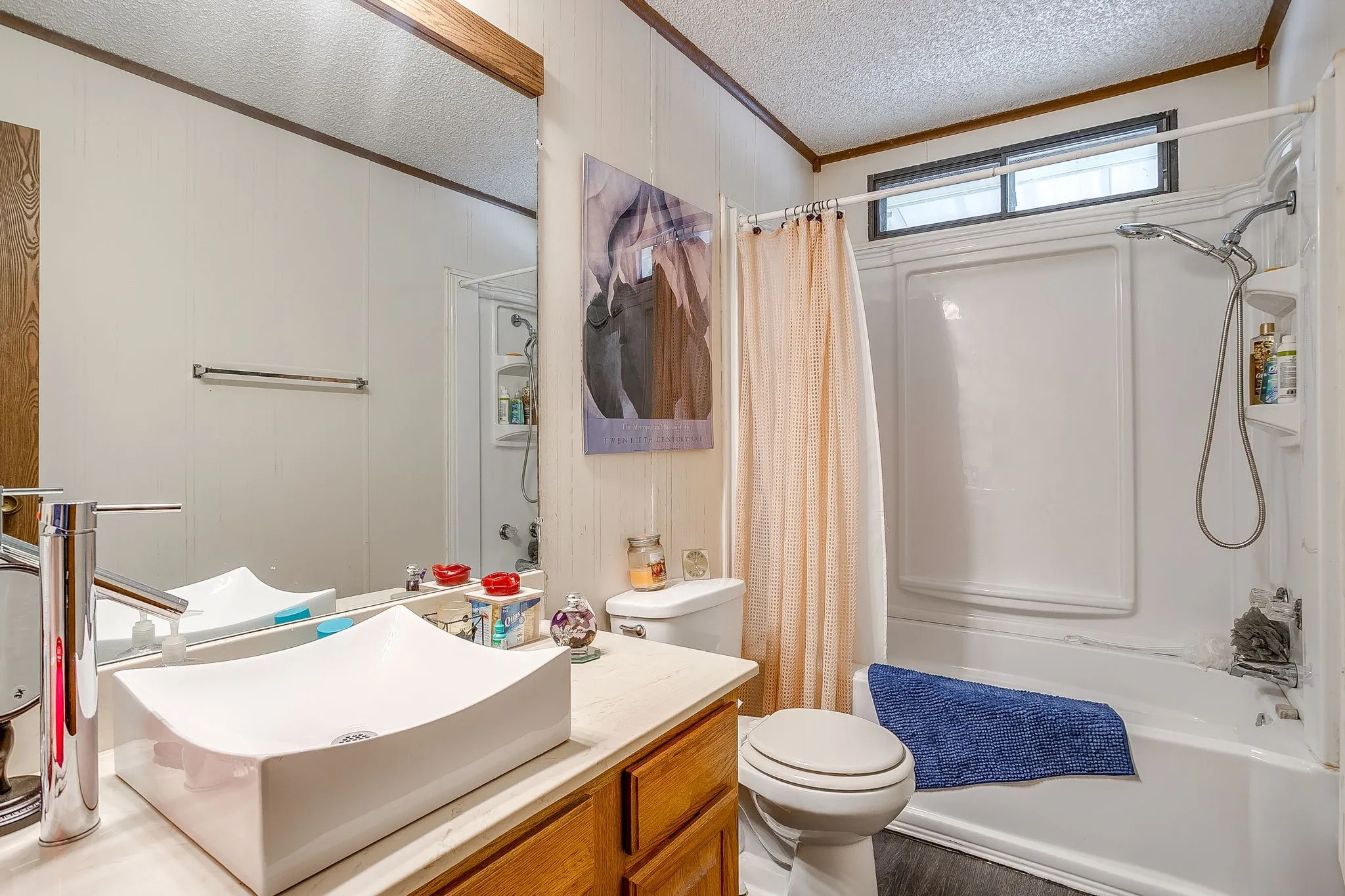 Mobile Home For Sale in Hood County , 201 Brazos Harbor Drive, Granbury, Texas 76048, 2 Bedroom, 2 Bathroom, Garage spaces, 980 Sqft, built in 1984, mls#21375925, Real Estate Agent in Granbury, Homes For Sale in Hood county, Homes For Sale in Granbury, Realtor in Granbury Texas, Real Estate Brokerage Independent Realty Texas, Luminita Cordes Realtor