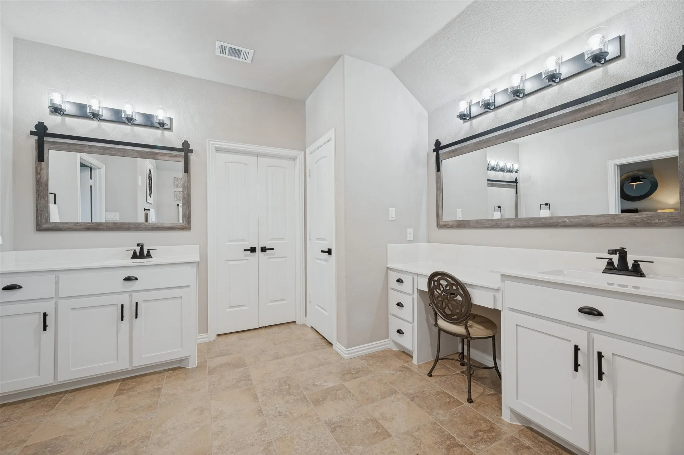 Single Family Residence For Sale in Collin County , 4515 County Road 494, Princeton, Texas 75407, 4 Bedroom, 3 Bathroom, 3 Garage spaces, 2,830 Sqft, built in 2021, mls#21384296, Real Estate Agent in Princeton, Homes For Sale in Collin county, Homes For Sale in Princeton, Realtor in Princeton Texas, Real Estate Brokerage Independent Realty Texas, Luminita Cordes Realtor