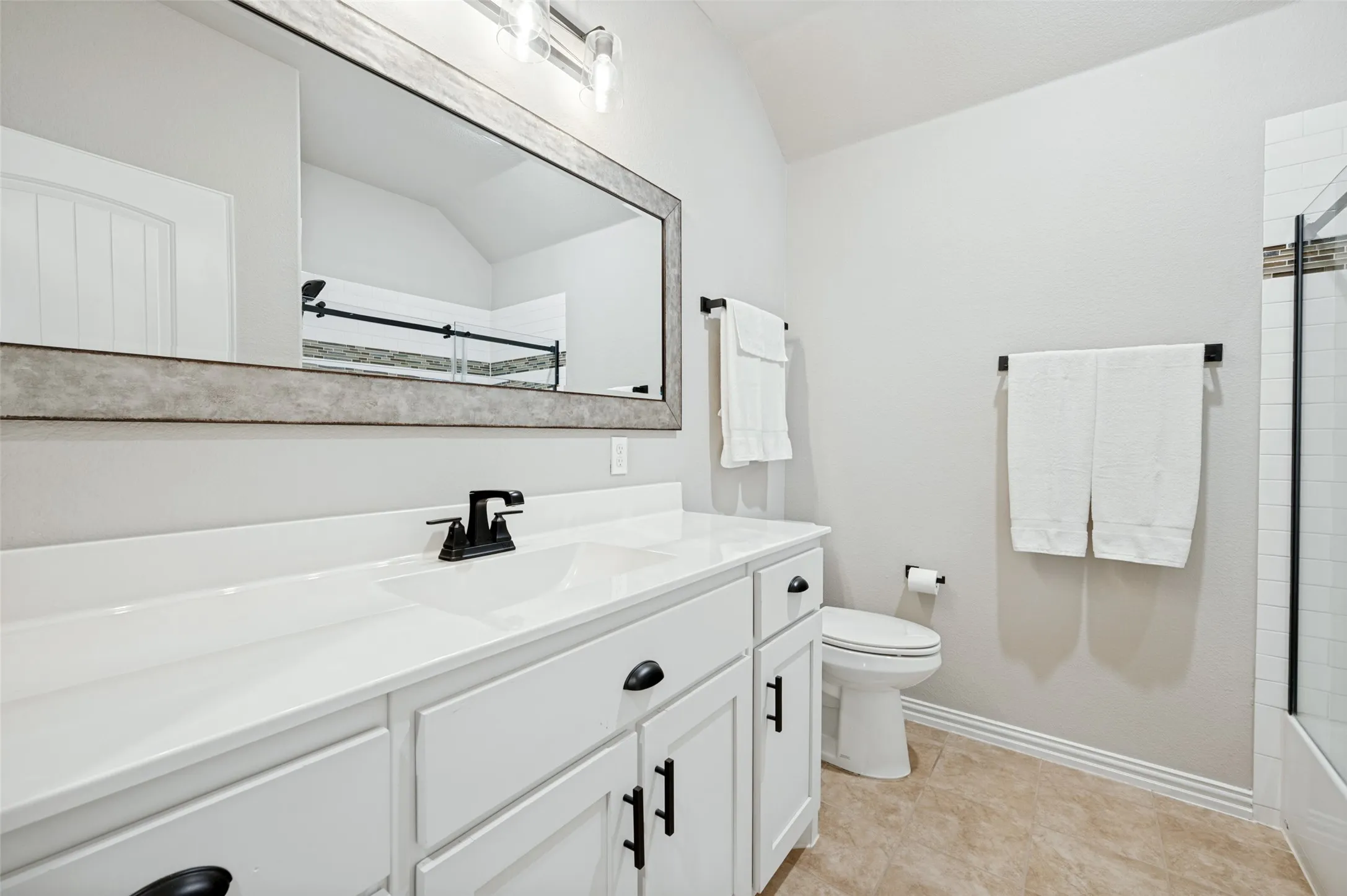 Single Family Residence For Sale in Collin County , 4515 County Road 494, Princeton, Texas 75407, 4 Bedroom, 3 Bathroom, 3 Garage spaces, 2,830 Sqft, built in 2021, mls#21384296, Real Estate Agent in Princeton, Homes For Sale in Collin county, Homes For Sale in Princeton, Realtor in Princeton Texas, Real Estate Brokerage Independent Realty Texas, Luminita Cordes Realtor