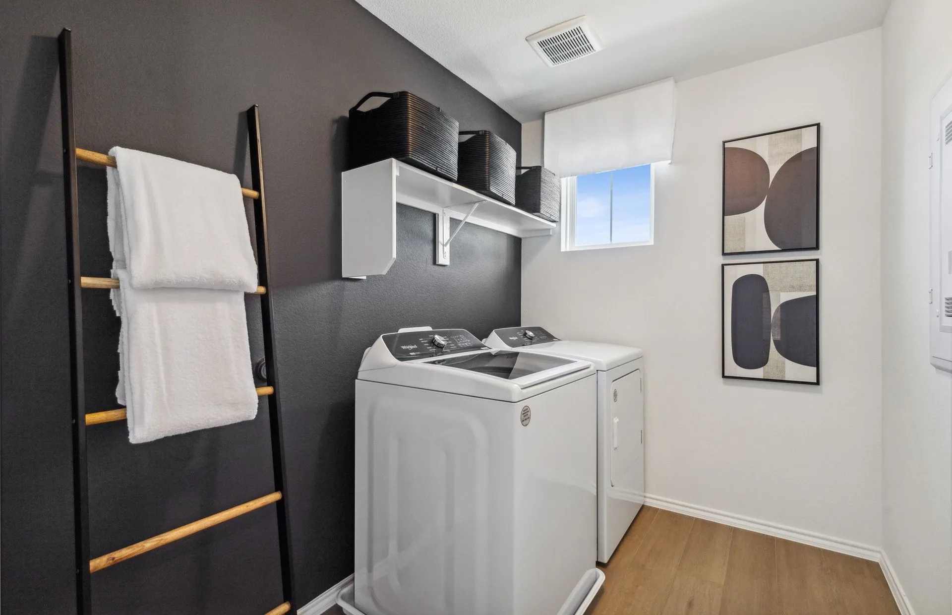 *Model Representation - laundry room with storage space