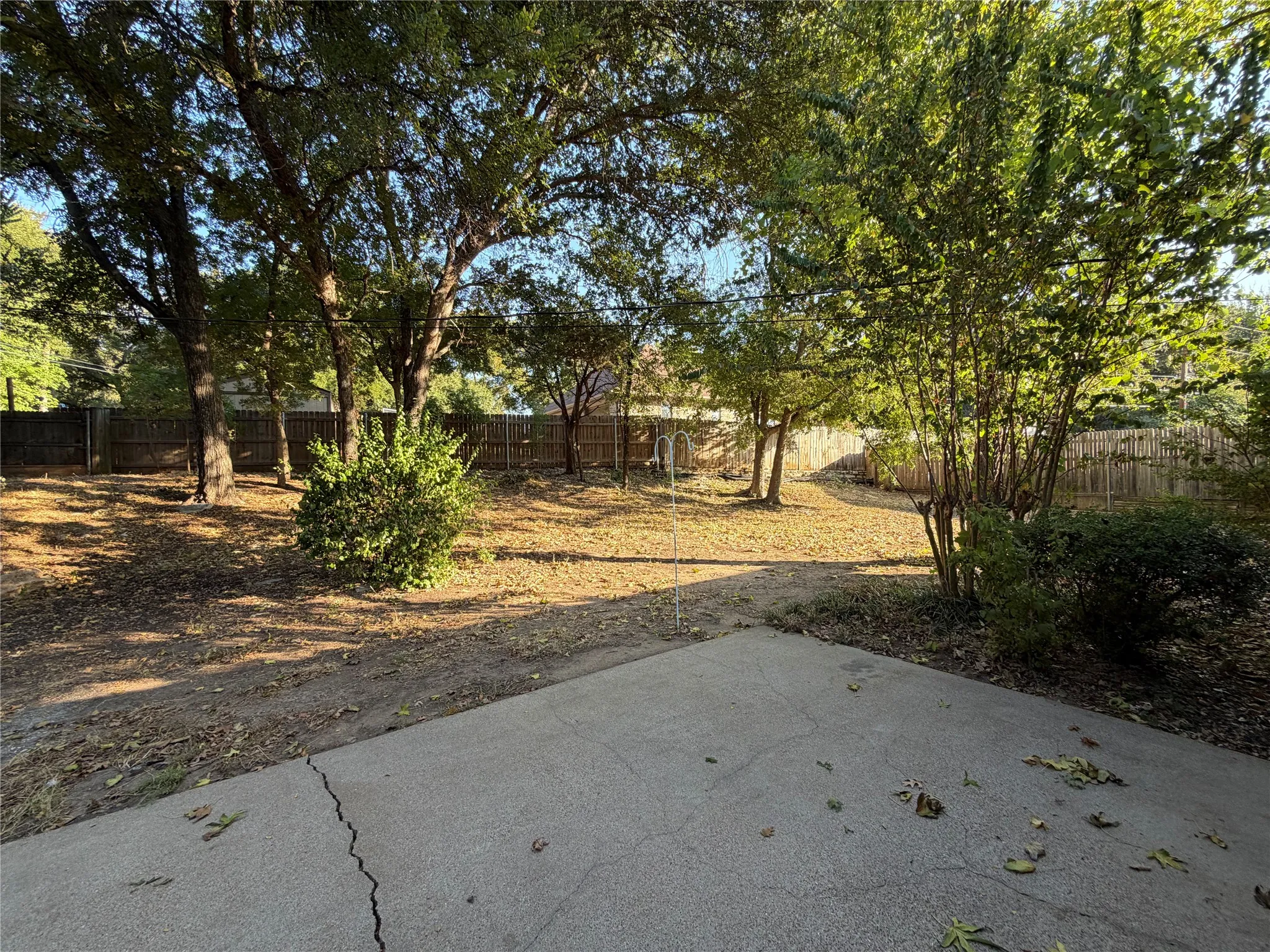 Single Family Residence For Rent in Hood County , 6203 Circo Drive, De Cordova, Texas 76049, 3 Bedroom, 2 Bathroom, 2 Garage spaces, 1,905 Sqft, built in 1978, mls#21393297, Real Estate Agent in De Cordova, Homes For Rent in Hood county, Homes For Rent in De Cordova, Realtor in De Cordova Texas, Real Estate Brokerage Independent Realty Texas, Luminita Cordes Realtor