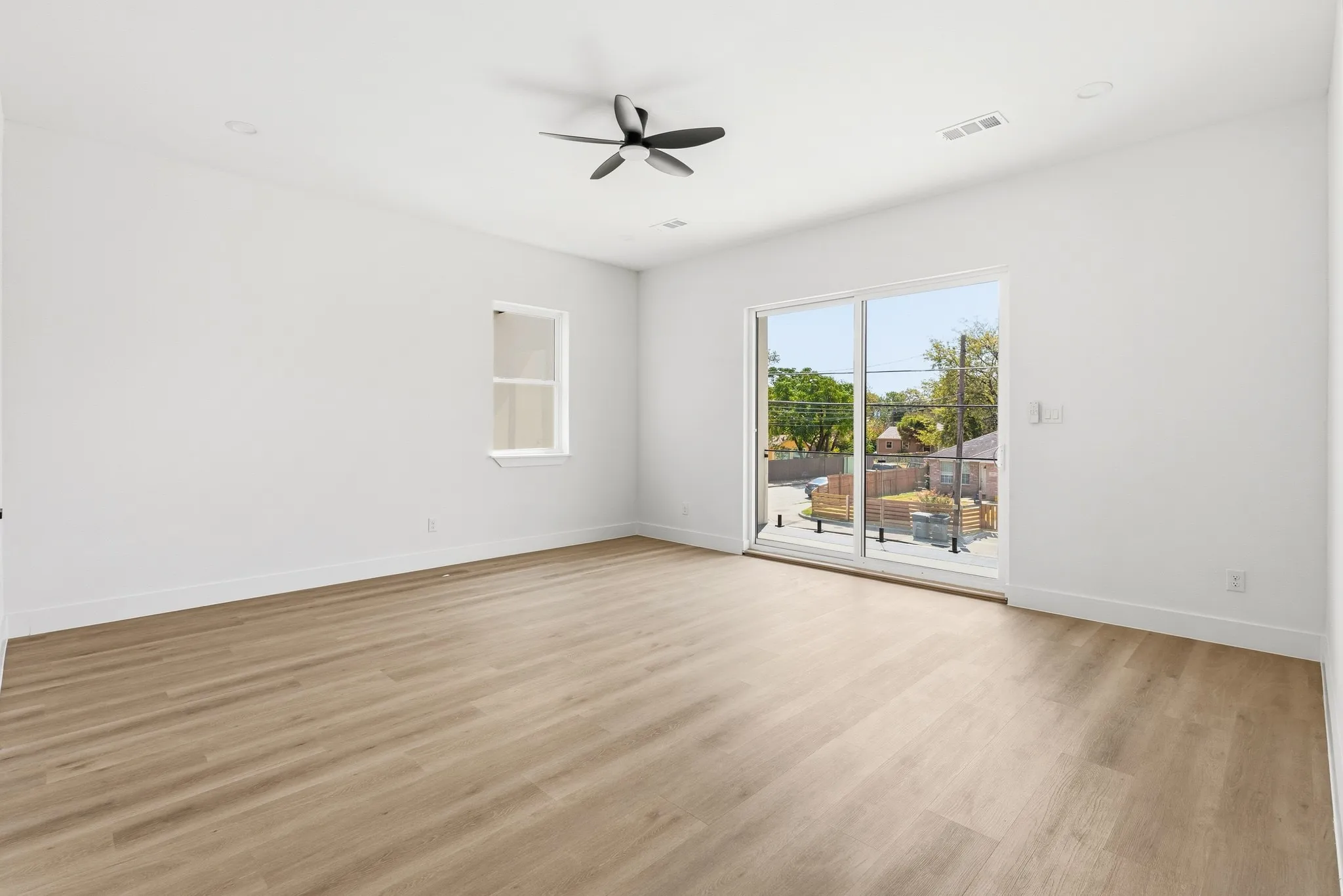 Single Family Residence For Sale in Dallas County , 1507 Dennison Street, Dallas, Texas 75212, 5 Bedroom, 4 Bathroom, 2 Garage spaces, 3,545 Sqft, built in 2026, mls#21393929, Real Estate Agent in Dallas, Homes For Sale in Dallas county, Homes For Sale in Dallas, Realtor in Dallas Texas, Real Estate Brokerage Independent Realty Texas, Luminita Cordes Realtor