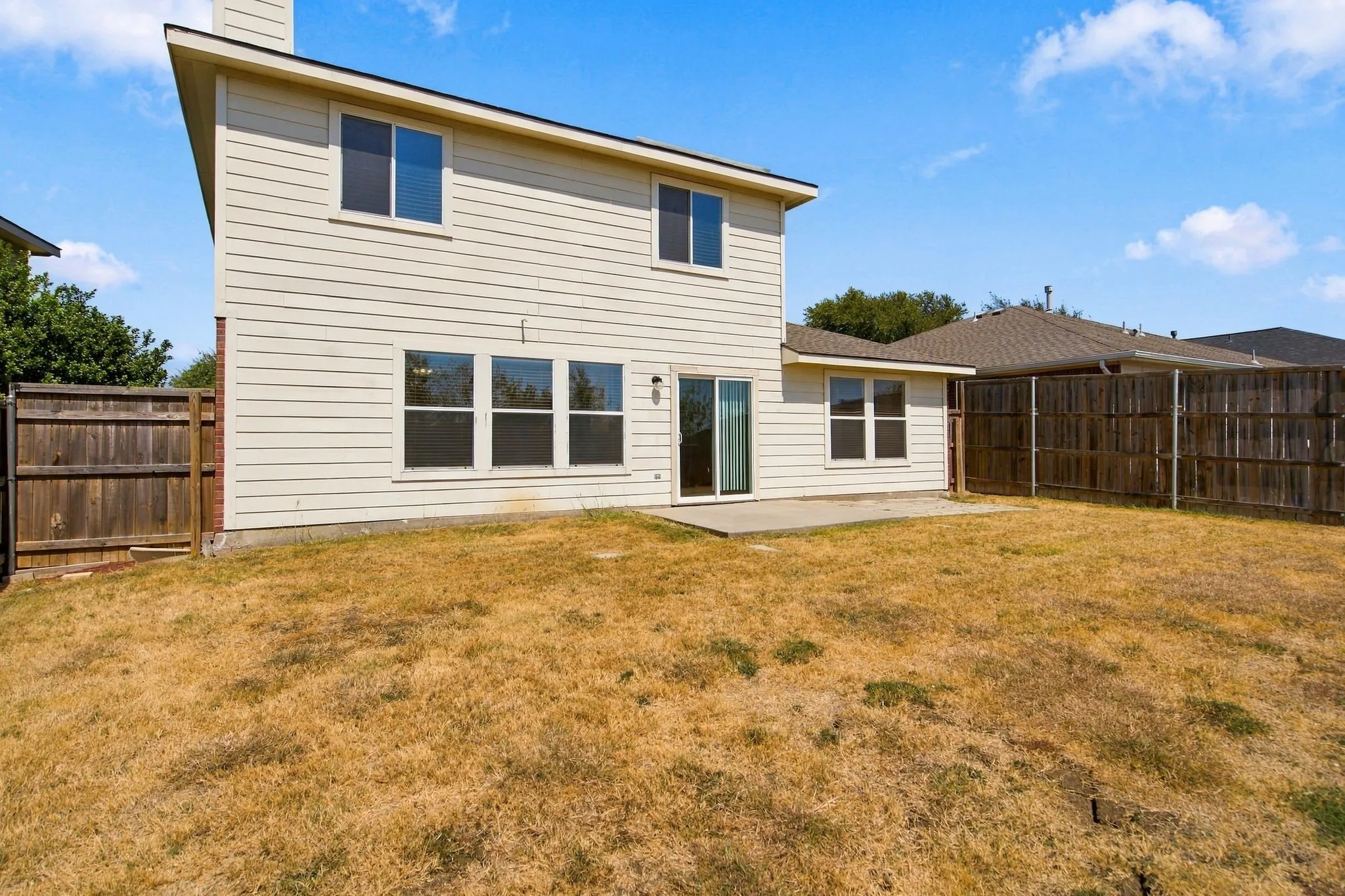 Single Family Residence For Sale in Denton County , 1409 Ridgecrest Drive, Little Elm, Texas 75068, 4 Bedroom, 3 Bathroom, 2 Garage spaces, 2,566 Sqft, built in 2001, mls#21394109, Real Estate Agent in Little Elm, Homes For Sale in Denton county, Homes For Sale in Little Elm, Realtor in Little Elm Texas, Real Estate Brokerage Independent Realty Texas, Luminita Cordes Realtor
