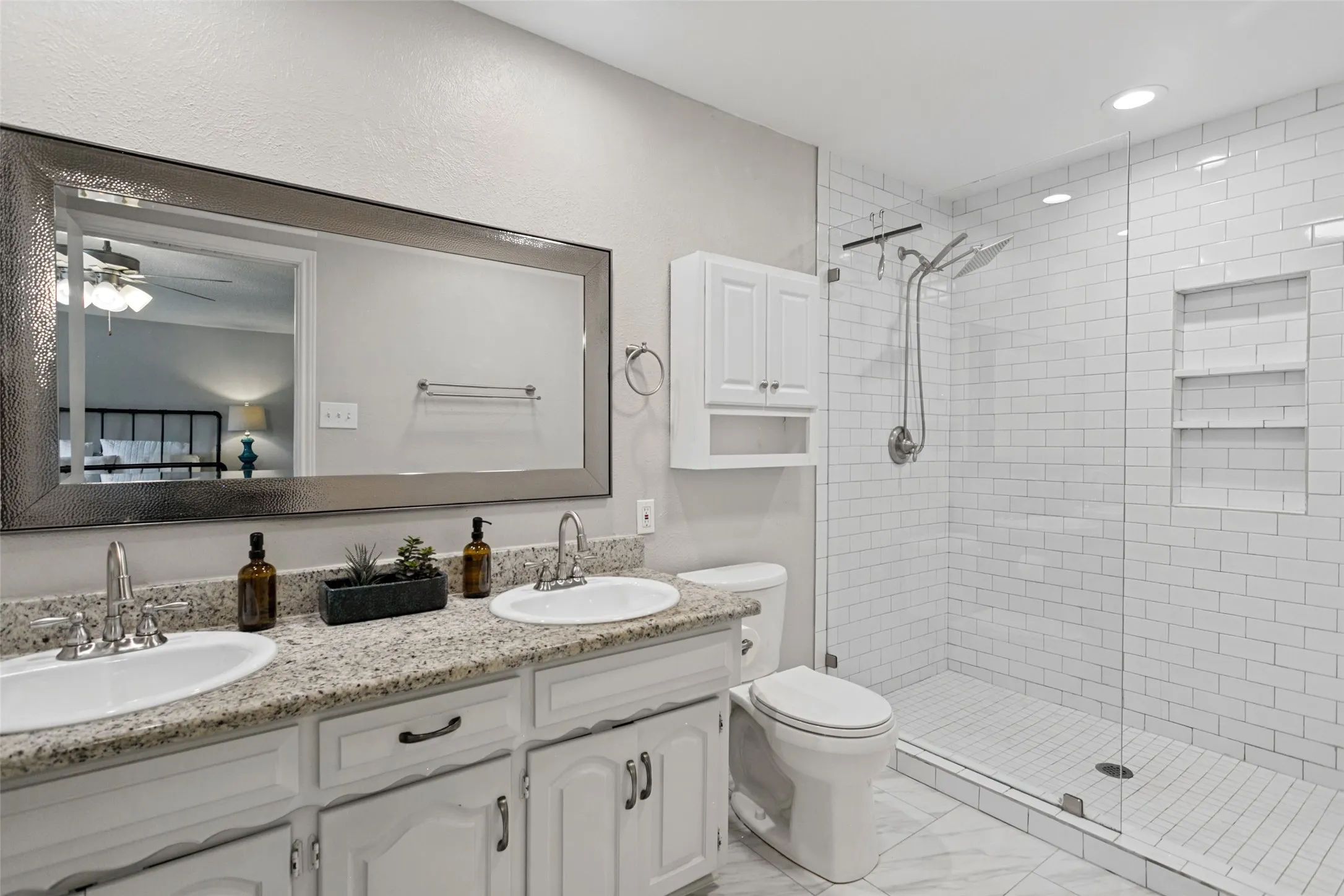 Single Family Residence For Sale in Collin County , 4416 Cleveland Drive, Plano, Texas 75093, 3 Bedroom, 2 Bathroom, 2 Garage spaces, 1,993 Sqft, built in 1979, mls#21393131, Real Estate Agent in Plano, Homes For Sale in Collin county, Homes For Sale in Plano, Realtor in Plano Texas, Real Estate Brokerage Independent Realty Texas, Luminita Cordes Realtor