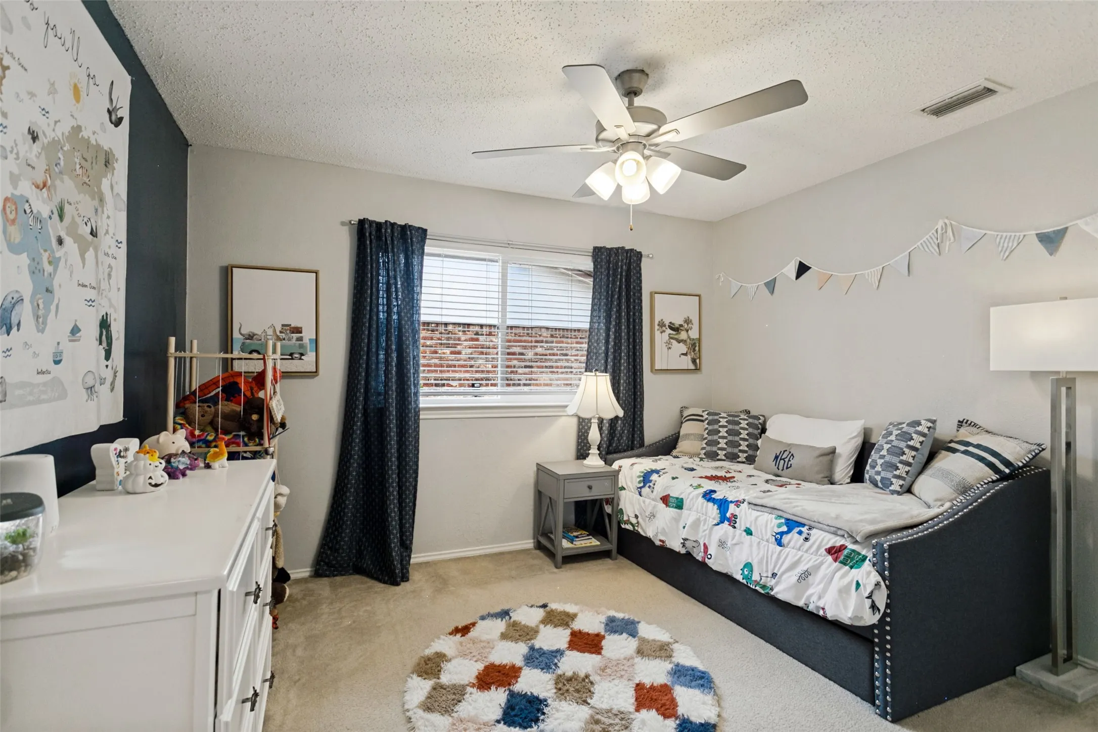 Single Family Residence For Sale in Collin County , 4416 Cleveland Drive, Plano, Texas 75093, 3 Bedroom, 2 Bathroom, 2 Garage spaces, 1,993 Sqft, built in 1979, mls#21393131, Real Estate Agent in Plano, Homes For Sale in Collin county, Homes For Sale in Plano, Realtor in Plano Texas, Real Estate Brokerage Independent Realty Texas, Luminita Cordes Realtor