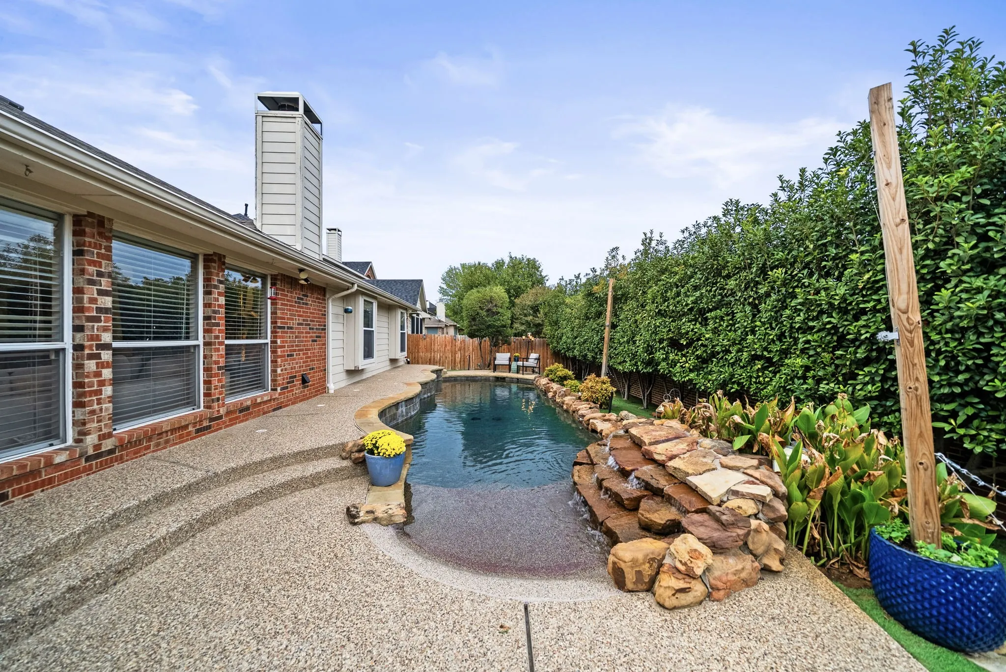 Single Family Residence For Sale in Denton County , 1112 Wentwood Drive, Corinth, Texas 76210, 4 Bedroom, 2 Bathroom, 2 Garage spaces, 2,150 Sqft, built in 2001, mls#21393908, Real Estate Agent in Corinth, Homes For Sale in Denton county, Homes For Sale in Corinth, Realtor in Corinth Texas, Real Estate Brokerage Independent Realty Texas, Luminita Cordes Realtor