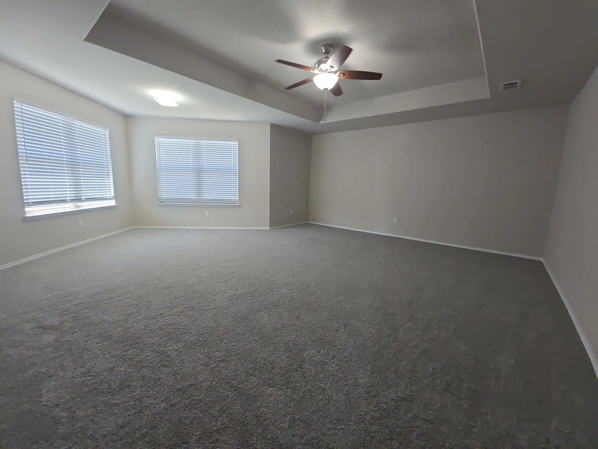 Single Family Residence For Rent in Tarrant County , 7601 Boat Wind Road, Fort Worth, Texas 76179, 3 Bedroom, 3 Bathroom, 2 Garage spaces, 2,773 Sqft, built in 2017, mls#21394129, Real Estate Agent in Fort Worth, Homes For Rent in Tarrant county, Homes For Rent in Fort Worth, Realtor in Fort Worth Texas, Real Estate Brokerage Independent Realty Texas, Luminita Cordes Realtor