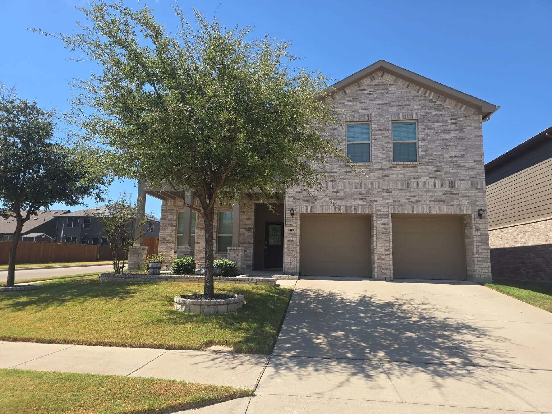 Single Family Residence For Rent in Tarrant County , 7601 Boat Wind Road, Fort Worth, Texas 76179, 3 Bedroom, 3 Bathroom, 2 Garage spaces, 2,773 Sqft, built in 2017, mls#21394129, Real Estate Agent in Fort Worth, Homes For Rent in Tarrant county, Homes For Rent in Fort Worth, Realtor in Fort Worth Texas, Real Estate Brokerage Independent Realty Texas, Luminita Cordes Realtor