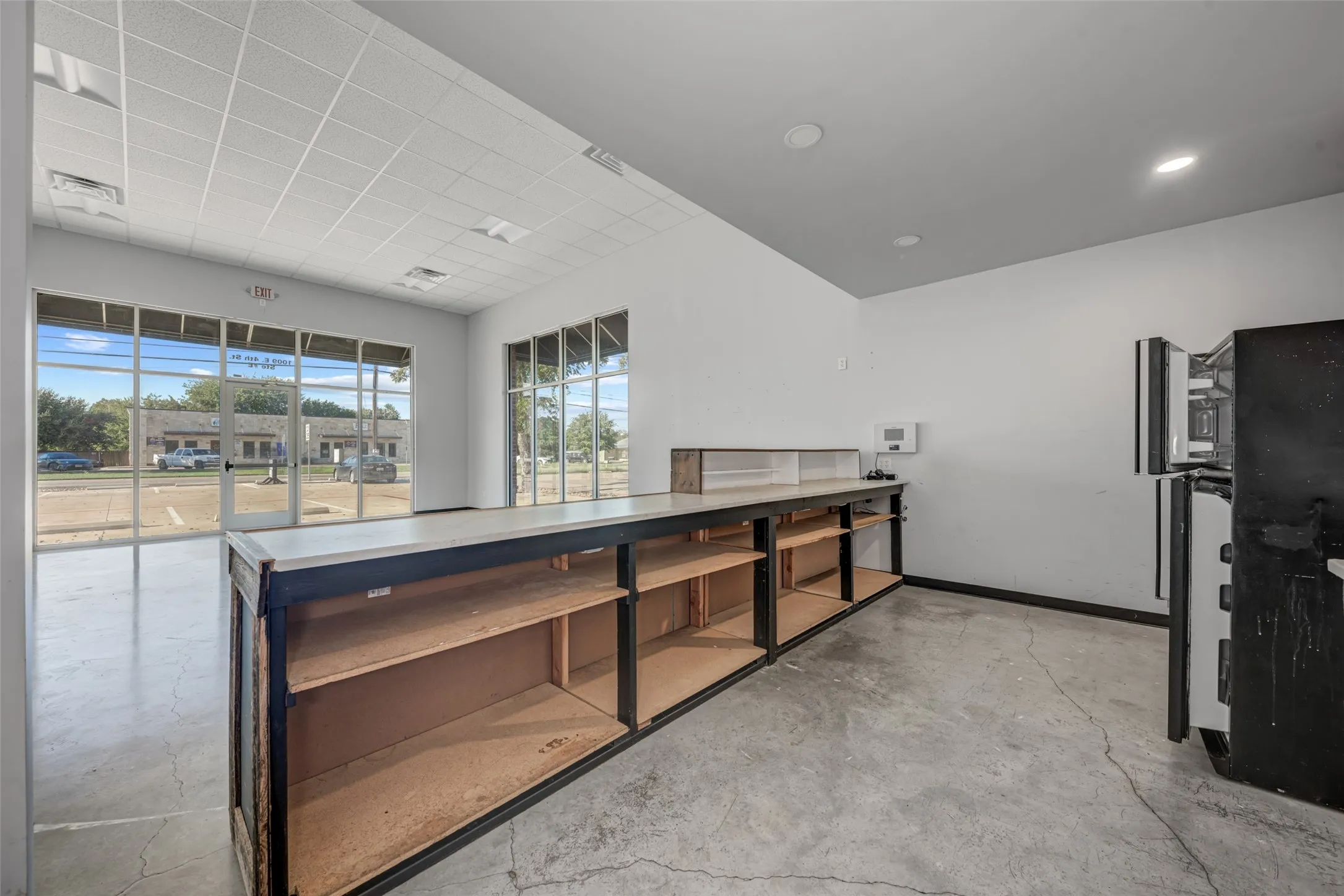 Retail For Rent in Lampasas County , 1009 E 4th Street C, D, E, Lampasas, Texas 76550, 0, 0, Garage spaces, 0 Sqft, built in 2024, mls#21393284, Real Estate Agent in Lampasas, Homes For Rent in Lampasas county, Homes For Rent in Lampasas, Realtor in Lampasas Texas, Real Estate Brokerage Independent Realty Texas, Luminita Cordes Realtor