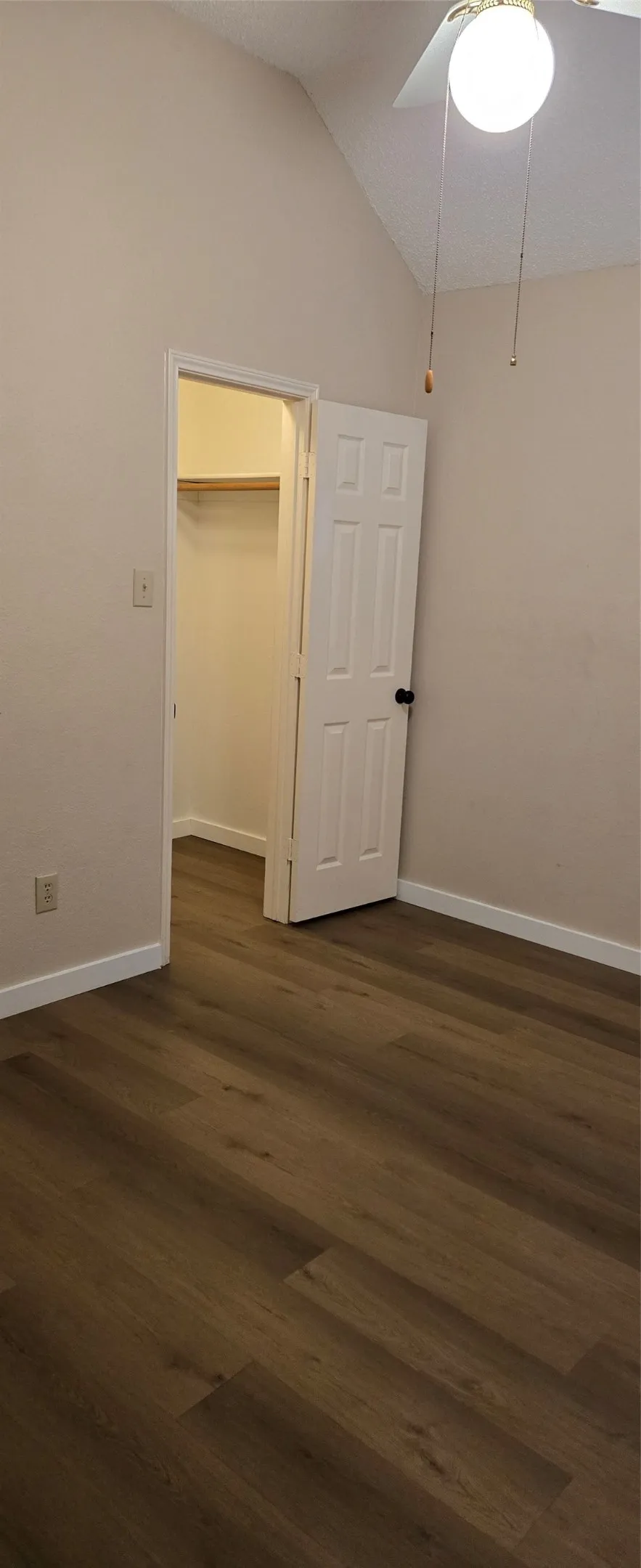 Single Family Residence For Rent in Collin County , 6941 Hickory Creek, Plano, Texas 75023, 3 Bedroom, 2 Bathroom, 2 Garage spaces, 1,612 Sqft, built in 1991, mls#21394139, Real Estate Agent in Plano, Homes For Rent in Collin county, Homes For Rent in Plano, Realtor in Plano Texas, Real Estate Brokerage Independent Realty Texas, Luminita Cordes Realtor