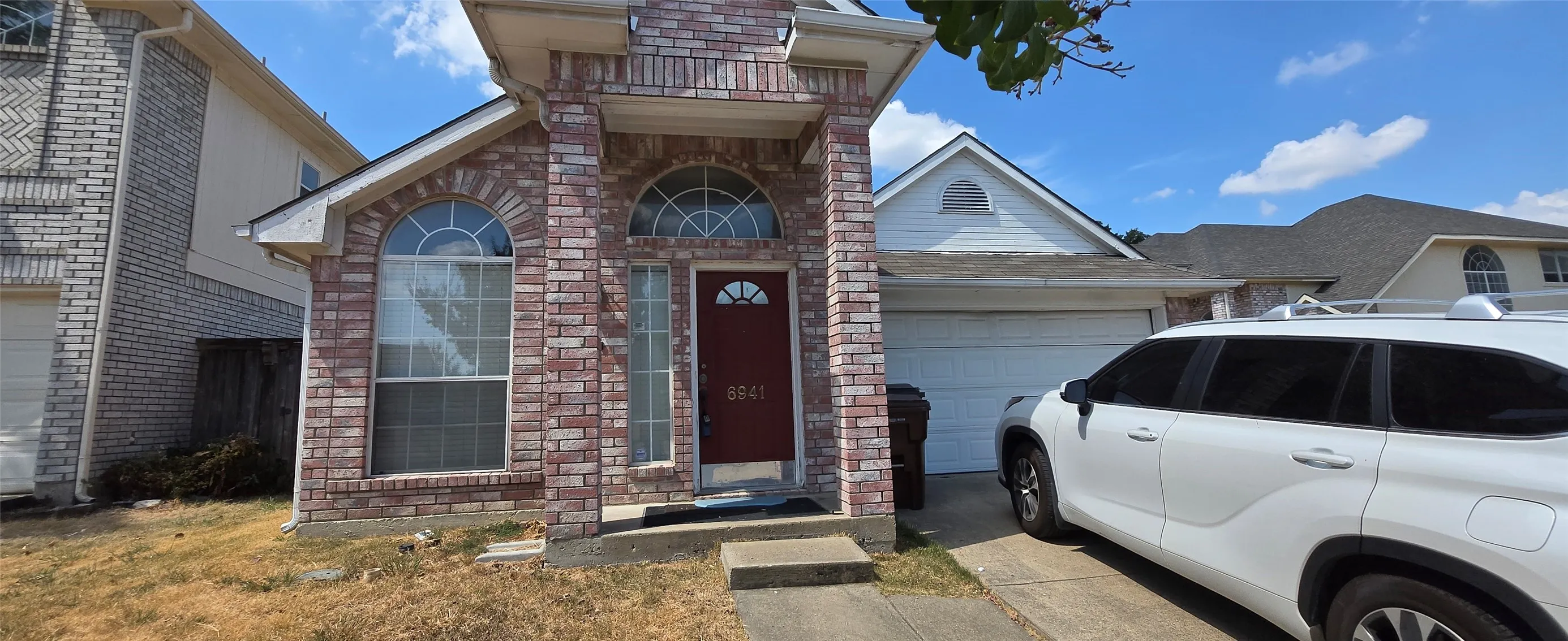 Single Family Residence For Rent