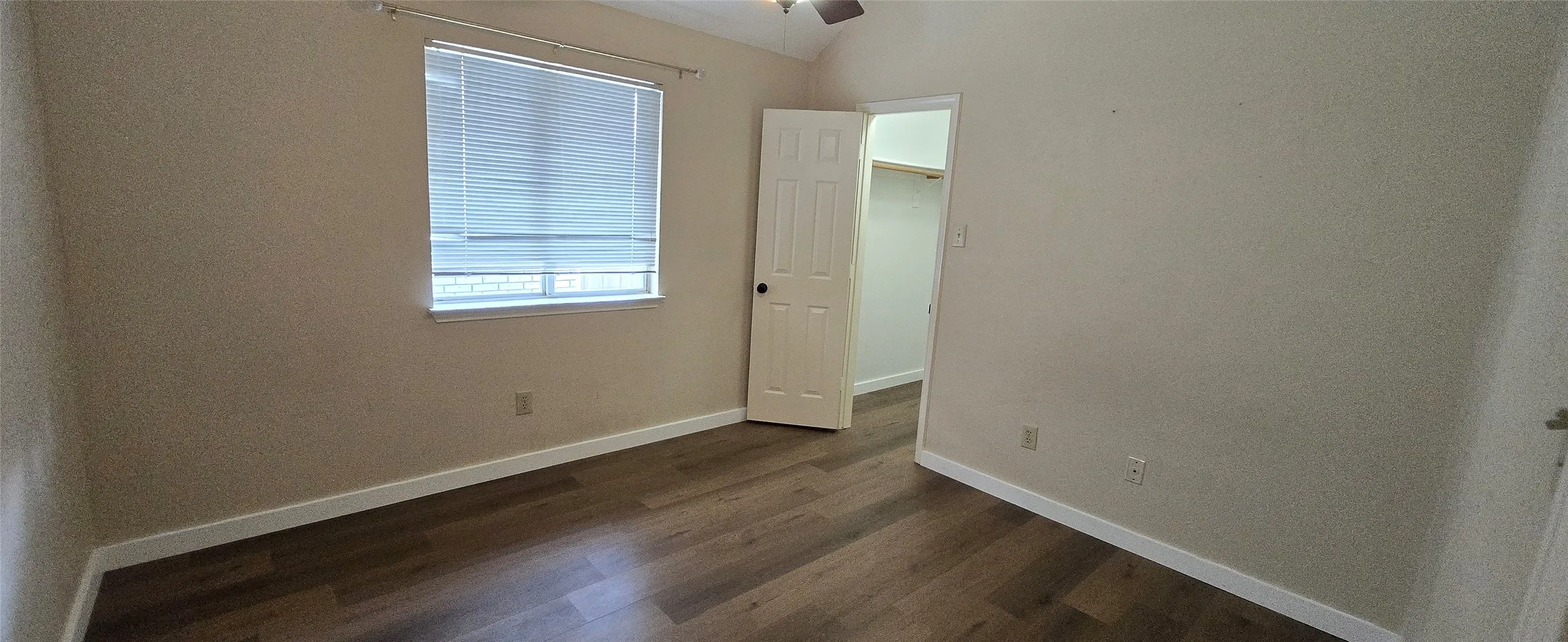 Single Family Residence For Rent in Collin County , 6941 Hickory Creek, Plano, Texas 75023, 3 Bedroom, 2 Bathroom, 2 Garage spaces, 1,612 Sqft, built in 1991, mls#21394139, Real Estate Agent in Plano, Homes For Rent in Collin county, Homes For Rent in Plano, Realtor in Plano Texas, Real Estate Brokerage Independent Realty Texas, Luminita Cordes Realtor