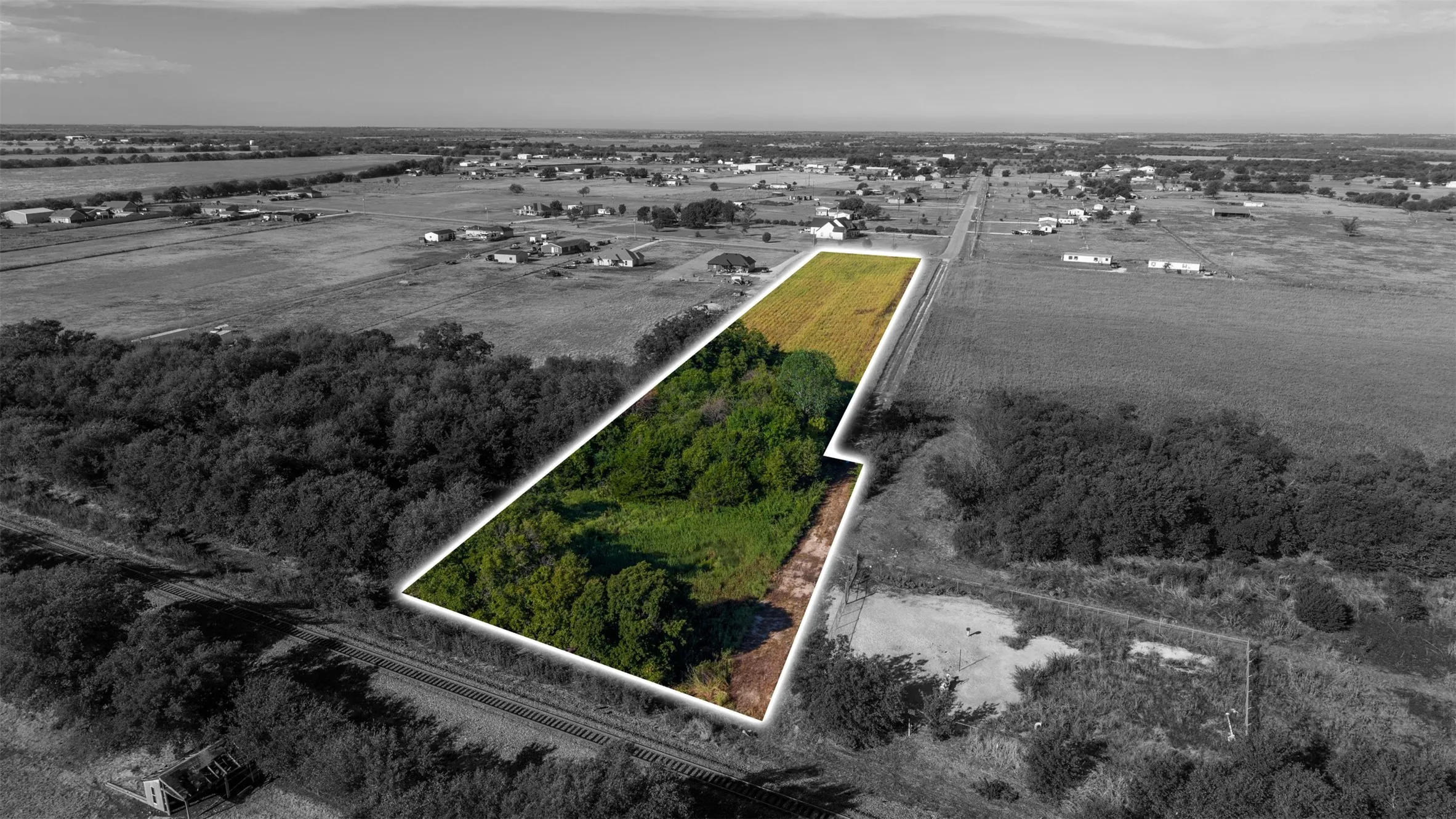 Unimproved Land For Sale in Johnson County , 4401 Fox Street, Cleburne, Texas 76033, 0, 0, Garage spaces, 0 Sqft, built in 0, mls#21393426, Real Estate Agent in Cleburne, Homes For Sale in Johnson county, Homes For Sale in Cleburne, Realtor in Cleburne Texas, Real Estate Brokerage Independent Realty Texas, Luminita Cordes Realtor