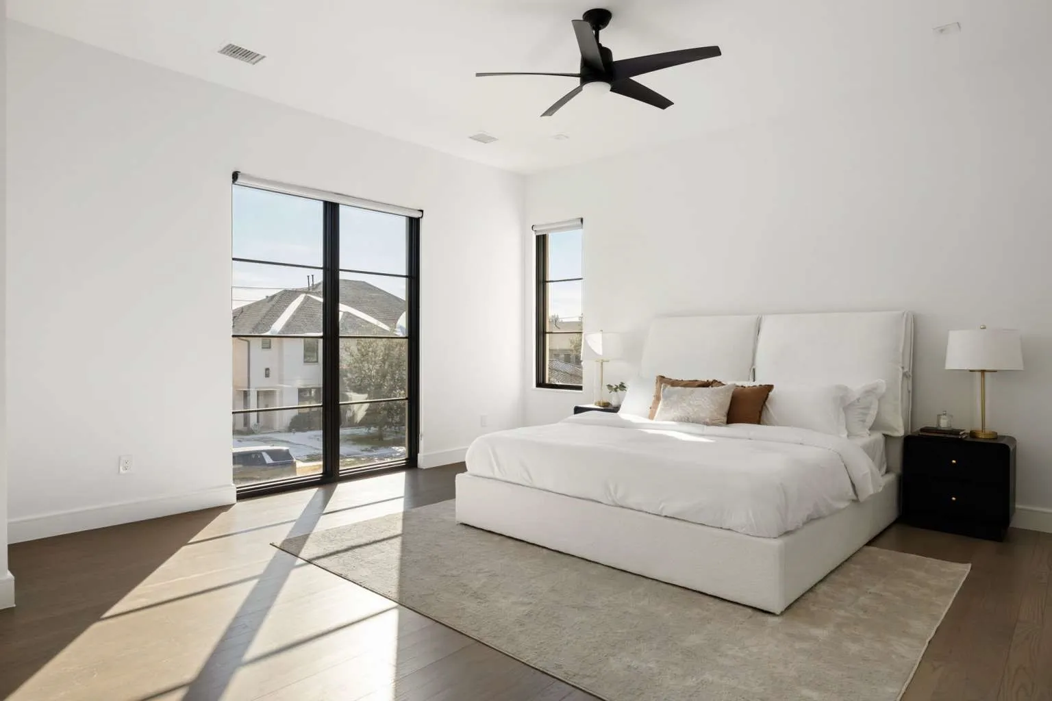 Townhouse For Rent in Dallas County , 6621 Del Norte Lane, Dallas, Texas 75225, 4 Bedroom, 5 Bathroom, 2 Garage spaces, 3,859 Sqft, built in 2023, mls#21394161, Real Estate Agent in Dallas, Homes For Rent in Dallas county, Homes For Rent in Dallas, Realtor in Dallas Texas, Real Estate Brokerage Independent Realty Texas, Luminita Cordes Realtor
