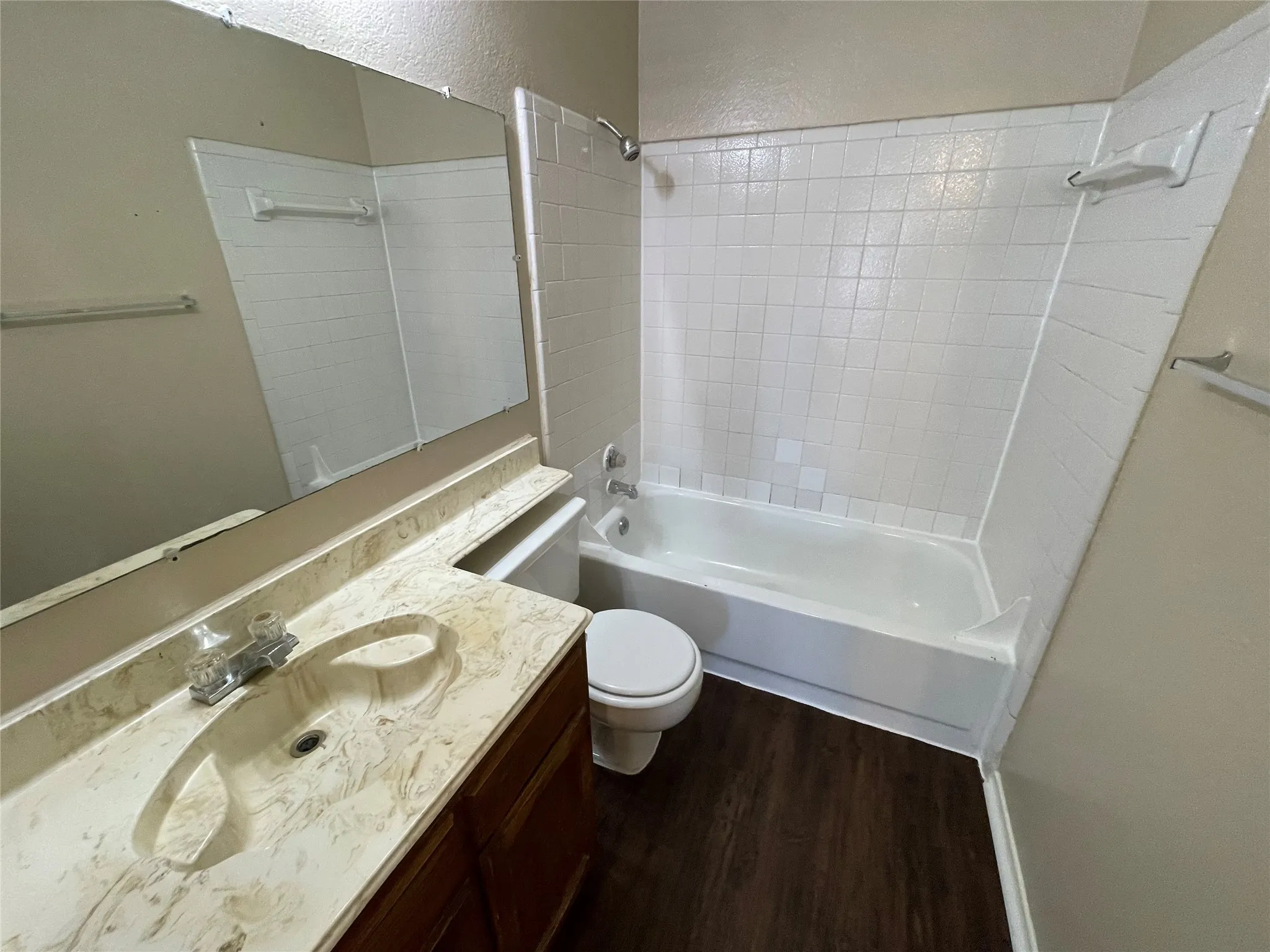 Single Family Residence For Rent in Dallas County , 1204 Ross Lane, Seagoville, Texas 75159, 3 Bedroom, 2 Bathroom, 1 Garage spaces, 1,059 Sqft, built in 1985, mls#21394163, Real Estate Agent in Seagoville, Homes For Rent in Dallas county, Homes For Rent in Seagoville, Realtor in Seagoville Texas, Real Estate Brokerage Independent Realty Texas, Luminita Cordes Realtor