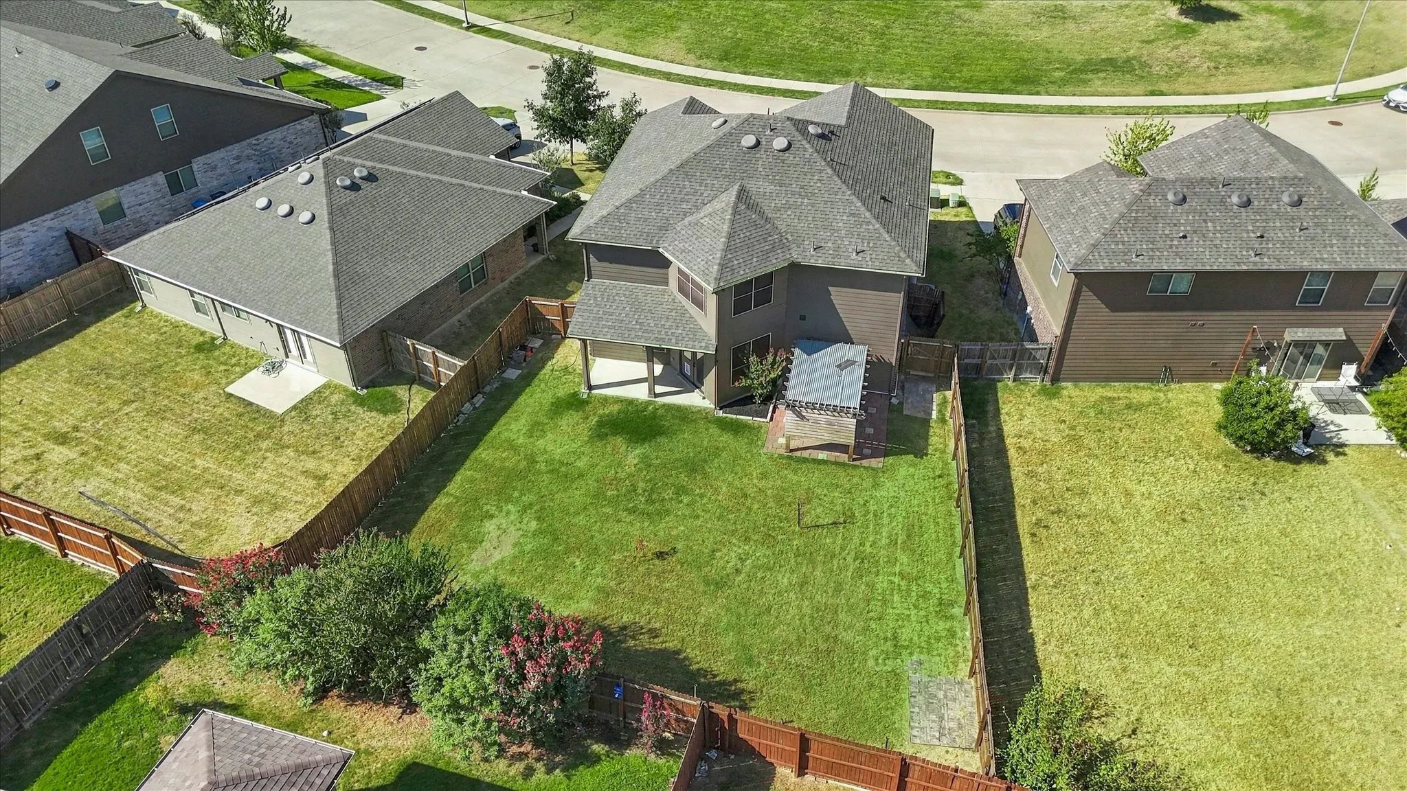 Single Family Residence For Sale in Tarrant County , 3109 Spotted Fawn Drive, Fort Worth, Texas 76108, 3 Bedroom, 3 Bathroom, 2 Garage spaces, 2,600 Sqft, built in 2019, mls#21392959, Real Estate Agent in Fort Worth, Homes For Sale in Tarrant county, Homes For Sale in Fort Worth, Realtor in Fort Worth Texas, Real Estate Brokerage Independent Realty Texas, Luminita Cordes Realtor