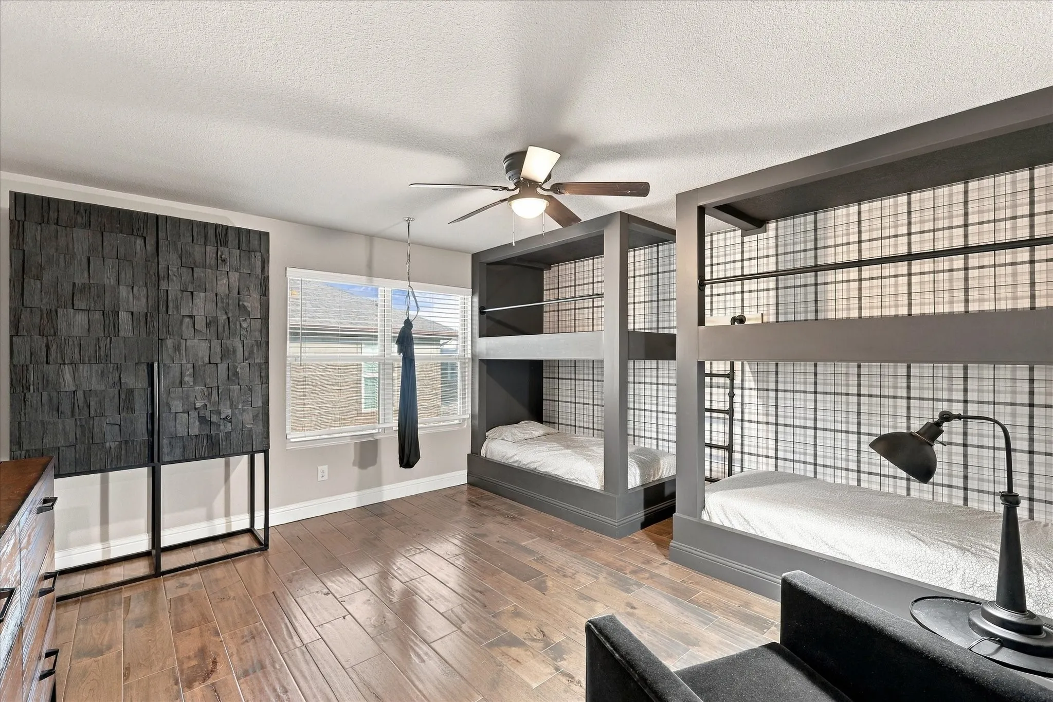 Single Family Residence For Sale in Tarrant County , 3109 Spotted Fawn Drive, Fort Worth, Texas 76108, 3 Bedroom, 3 Bathroom, 2 Garage spaces, 2,600 Sqft, built in 2019, mls#21392959, Real Estate Agent in Fort Worth, Homes For Sale in Tarrant county, Homes For Sale in Fort Worth, Realtor in Fort Worth Texas, Real Estate Brokerage Independent Realty Texas, Luminita Cordes Realtor