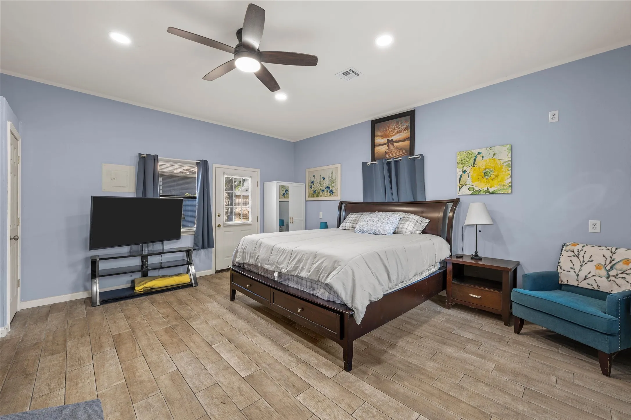 Single Family Residence For Sale in Limestone County , 112 Lcr 752b, Groesbeck, Texas 76642, 5 Bedroom, 3 Bathroom, Garage spaces, 3,735 Sqft, built in 1990, mls#21389766, Real Estate Agent in Groesbeck, Homes For Sale in Limestone county, Homes For Sale in Groesbeck, Realtor in Groesbeck Texas, Real Estate Brokerage Independent Realty Texas, Luminita Cordes Realtor