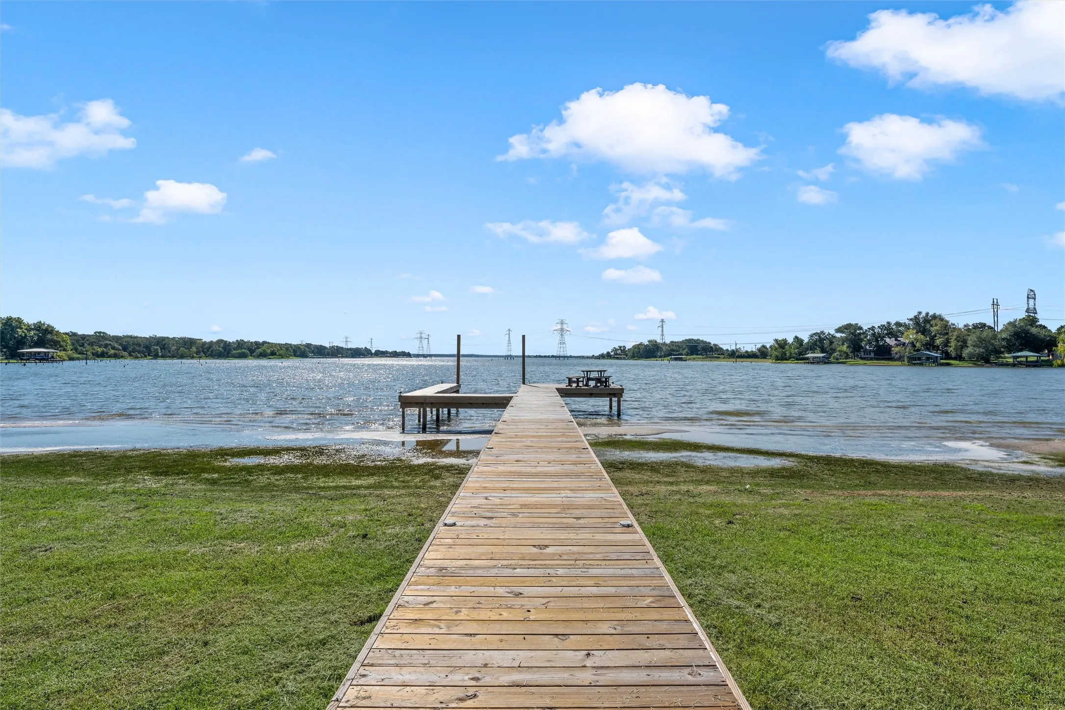 “Yes, you really are directly on the lake.”
