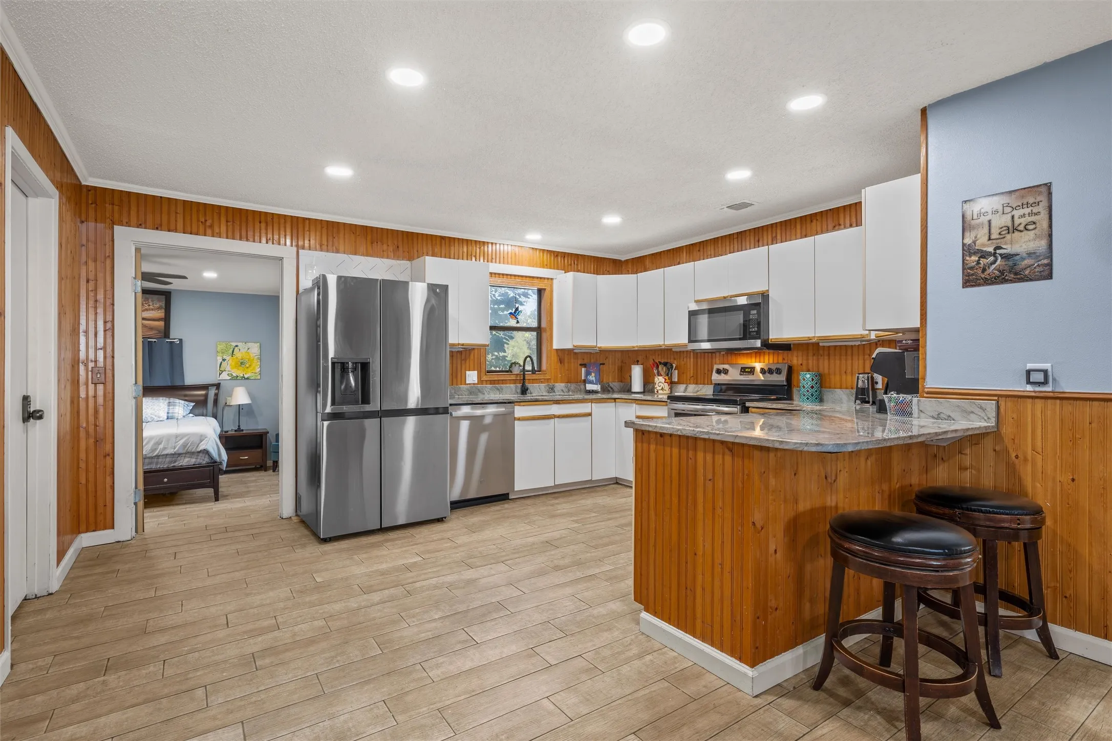 Single Family Residence For Sale in Limestone County , 112 Lcr 752b, Groesbeck, Texas 76642, 5 Bedroom, 3 Bathroom, Garage spaces, 3,735 Sqft, built in 1990, mls#21389766, Real Estate Agent in Groesbeck, Homes For Sale in Limestone county, Homes For Sale in Groesbeck, Realtor in Groesbeck Texas, Real Estate Brokerage Independent Realty Texas, Luminita Cordes Realtor