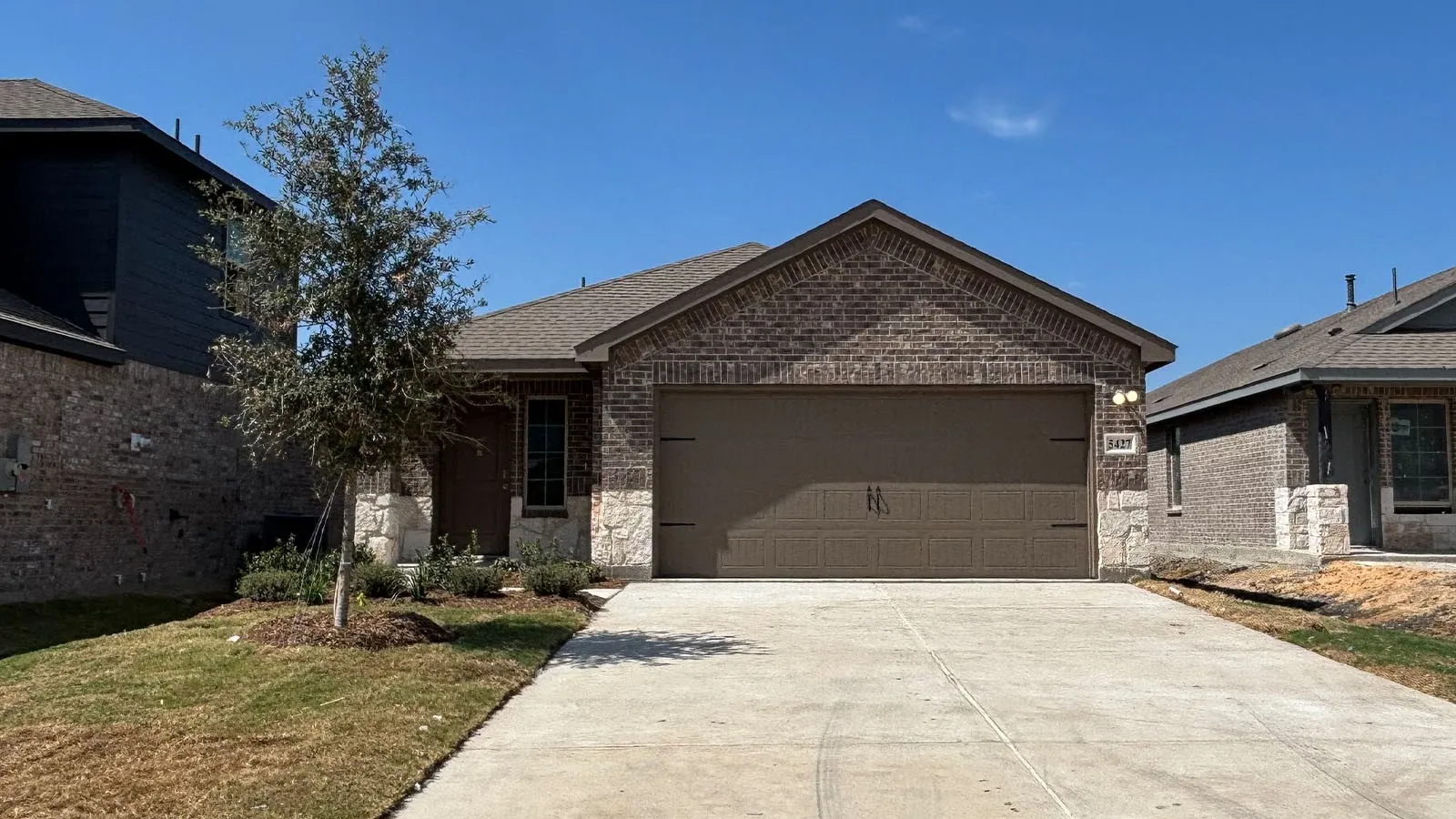Single Family Residence For Sale in Kaufman County , 5427 Cormorant Grove, Crandall, Texas 75114, 3 Bedroom, 2 Bathroom, 2 Garage spaces, 1,442 Sqft, built in 2026, mls#21394164, Real Estate Agent in Crandall, Homes For Sale in Kaufman county, Homes For Sale in Crandall, Realtor in Crandall Texas, Real Estate Brokerage Independent Realty Texas, Luminita Cordes Realtor